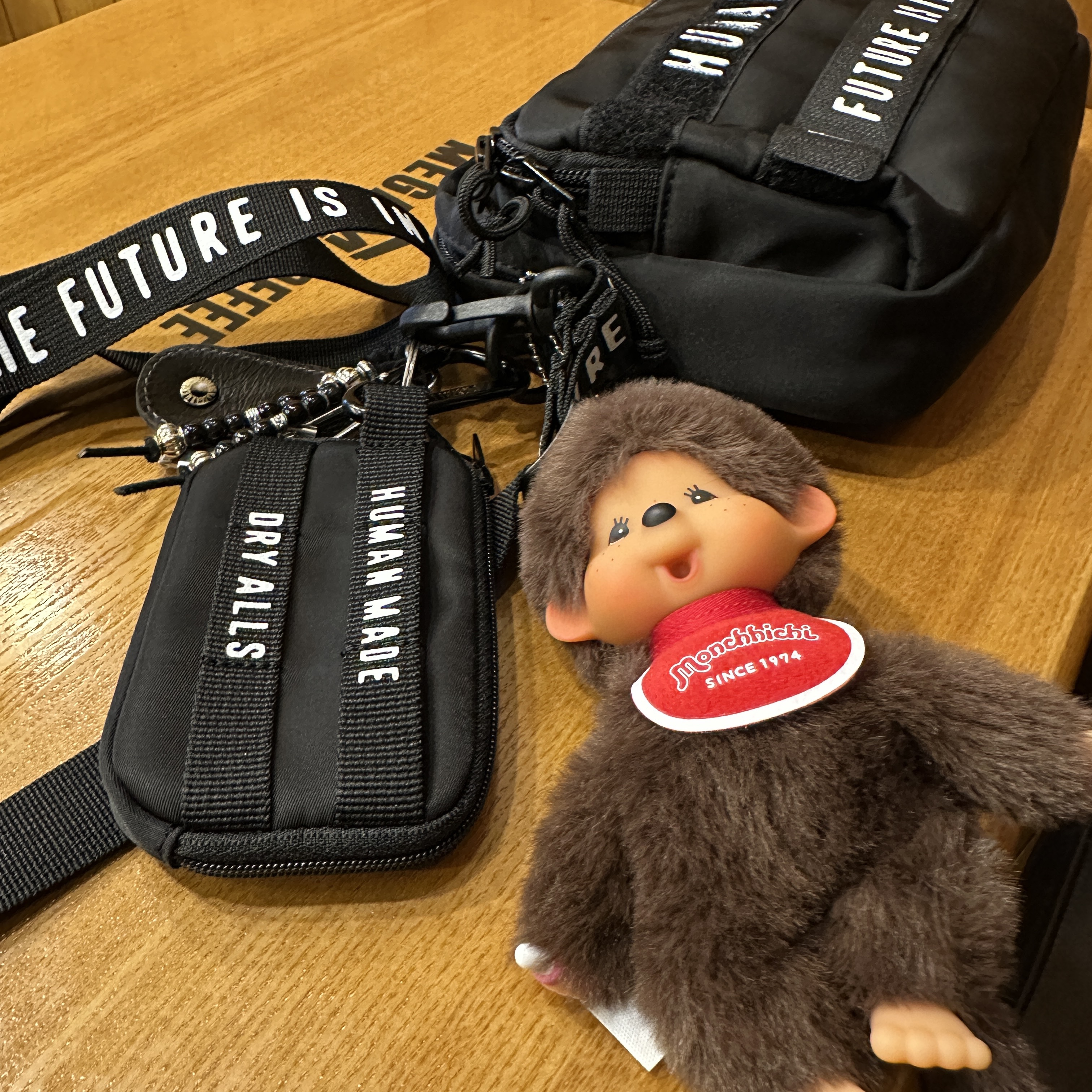 Monchhichi SS Boy Key Chain Brown, Ogarp Signature Concho Keychain Ver.2 Black 착용 스타일 - 1