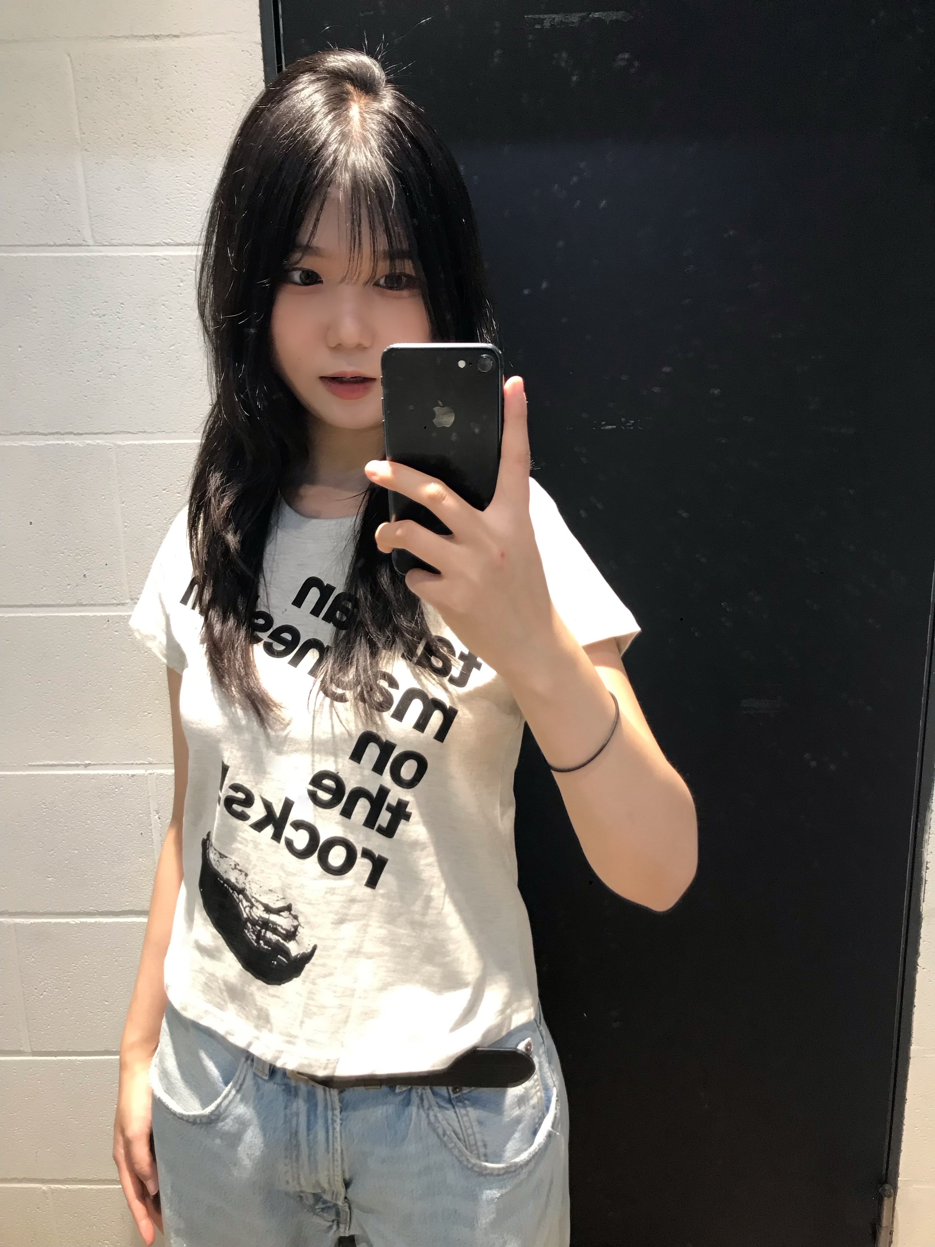 (W) Tansanmagnesium On the Rocks! T-Shirt Ivory 착용 스타일 - 2