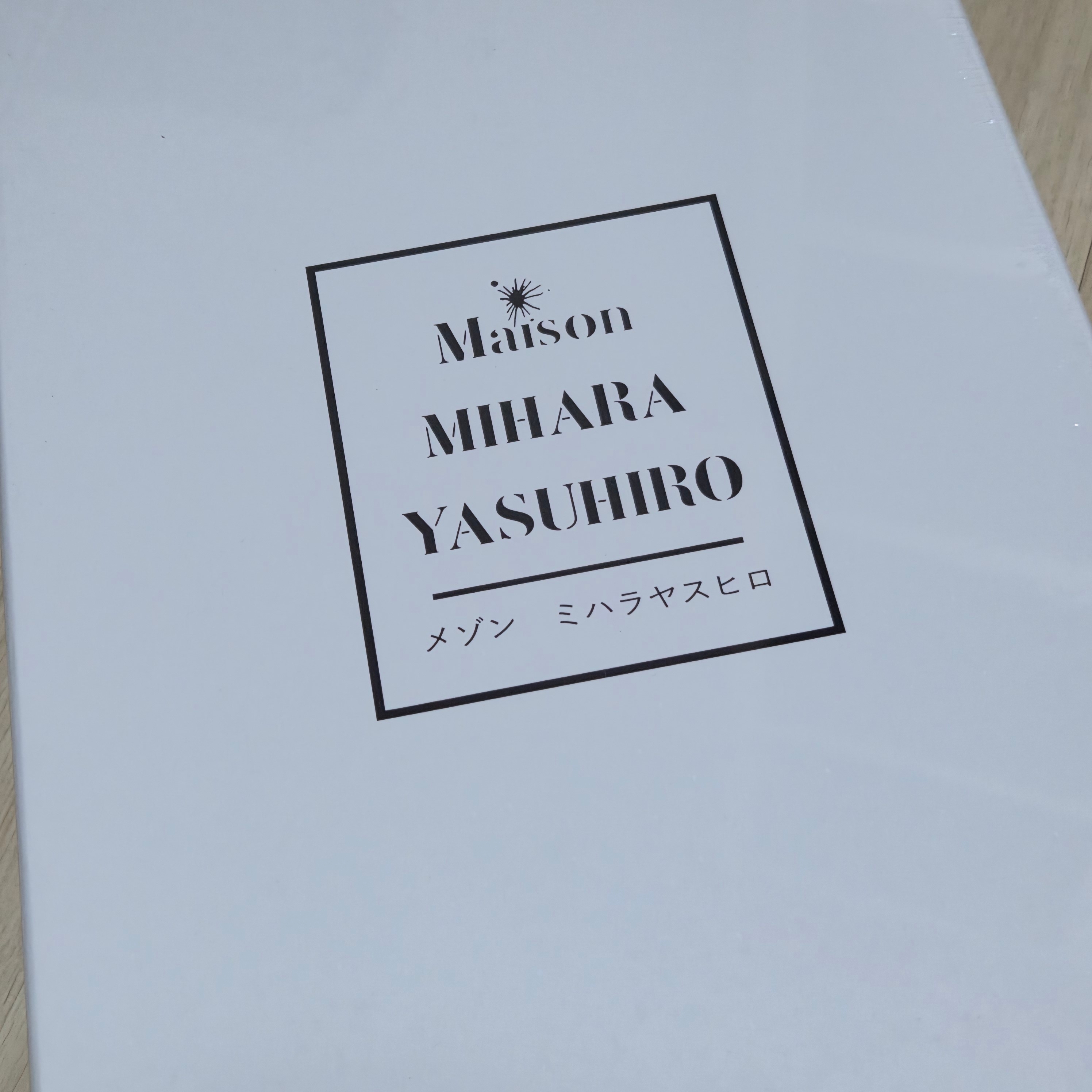 Maison Mihara Yasuhiro Peterson OG Sole Canvas Low Sneakers White 착용 스타일 - 3