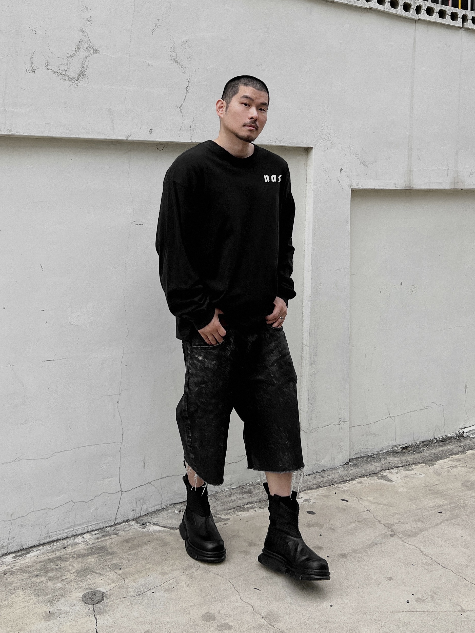 Dr. Martens Qubist Rigger Boots Black ์ฐฉ์ฉ ์คํ์ผ - 1