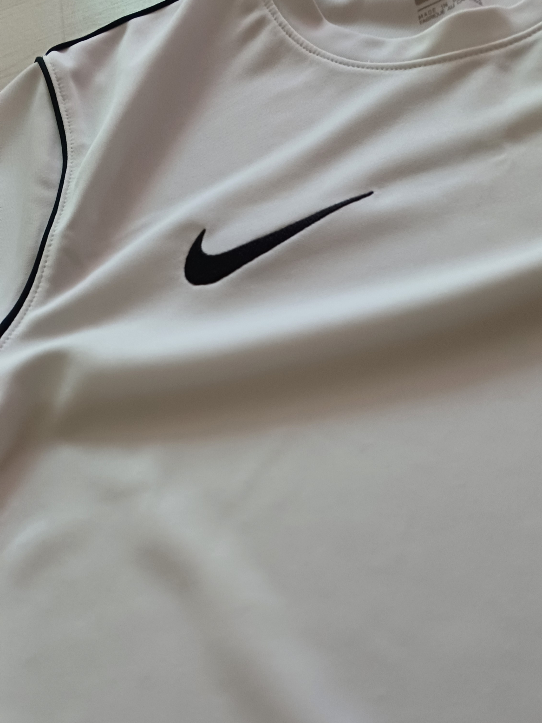 Nike Dri-Fit Park 20 Swoosh Short Sleeve Top White 착용 스타일