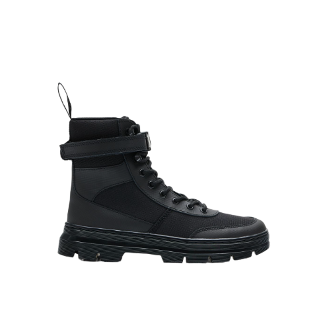 25656001 Dr. Martens Combs Tech Black