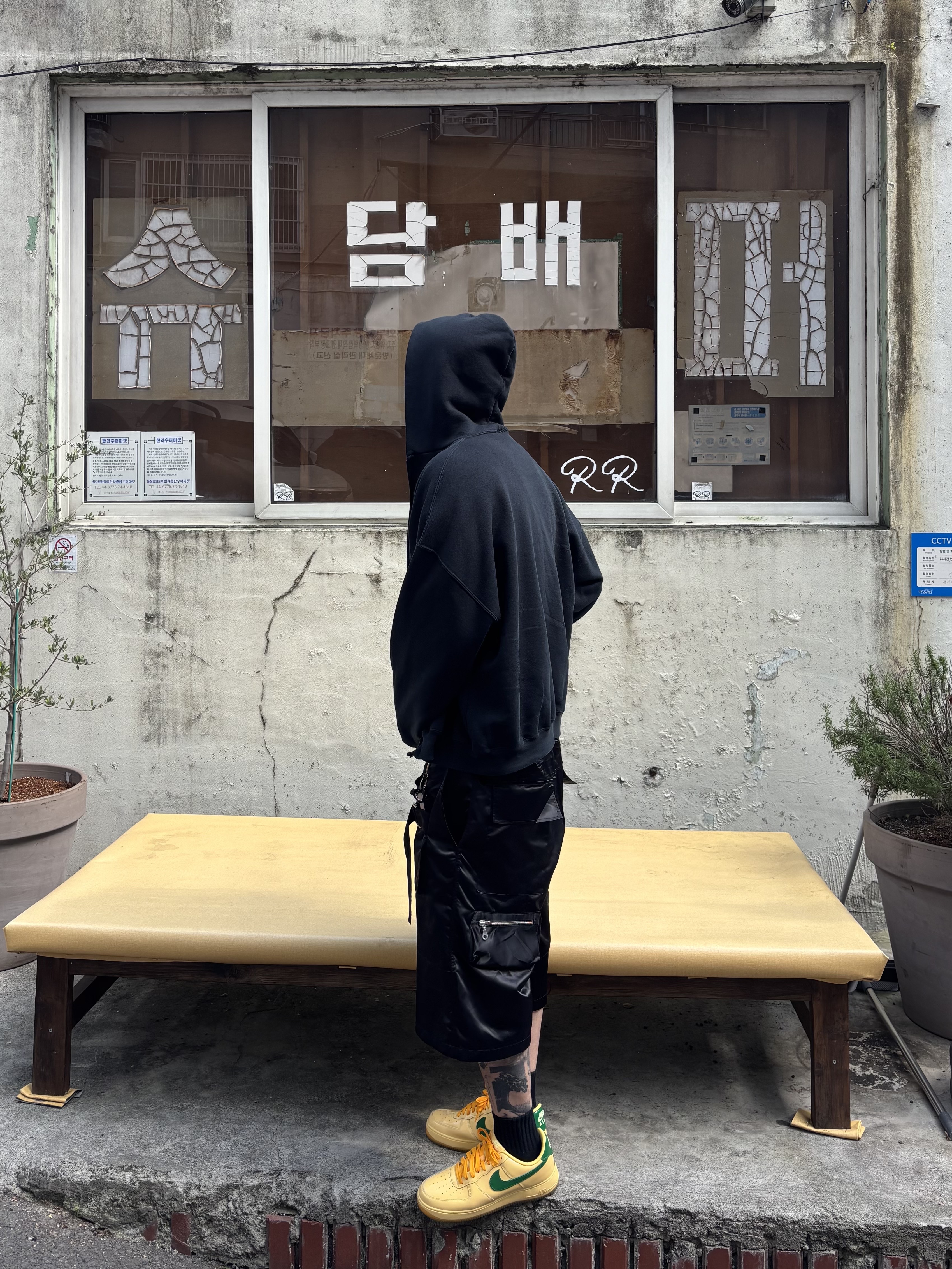 Nike Air Force 1 '07 Low White, Arc'teryx Rho Toque Black 착용 스타일 - 6