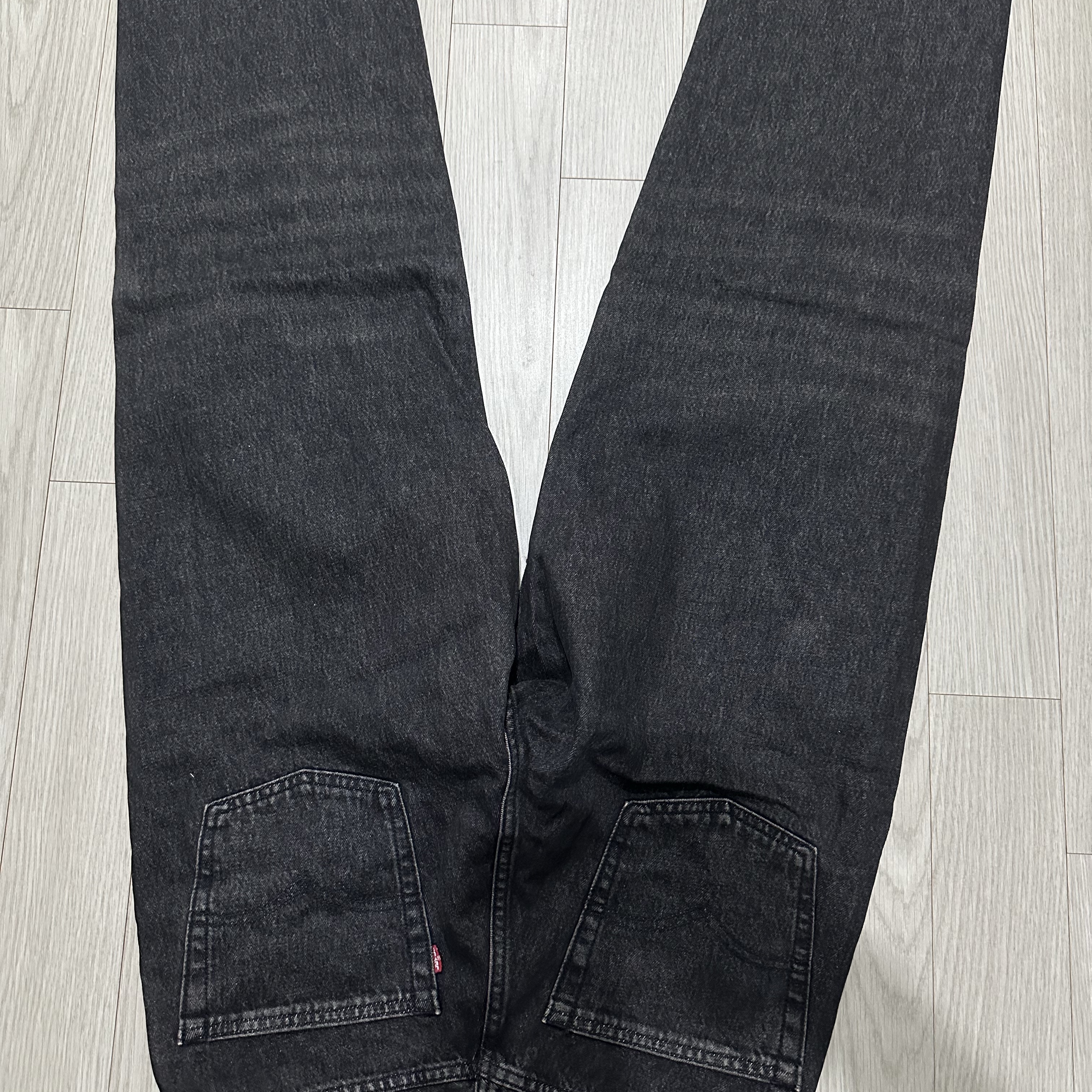 Levi's x Jordan Baggy Jean Black 착용 스타일 - 2