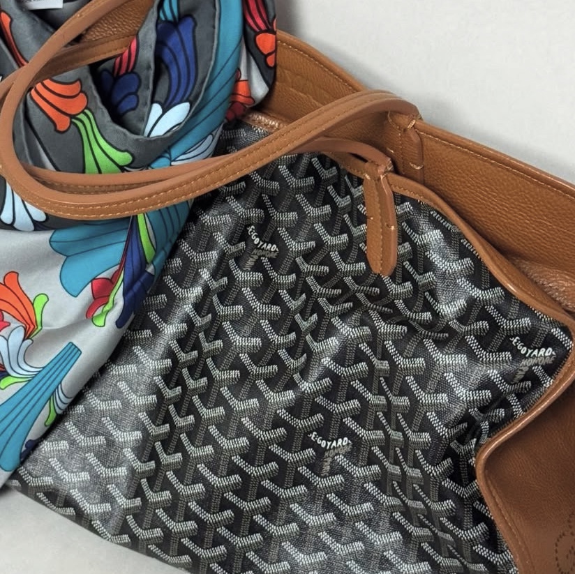 Goyard Cisalpin Document Case Black Tan 착용 스타일