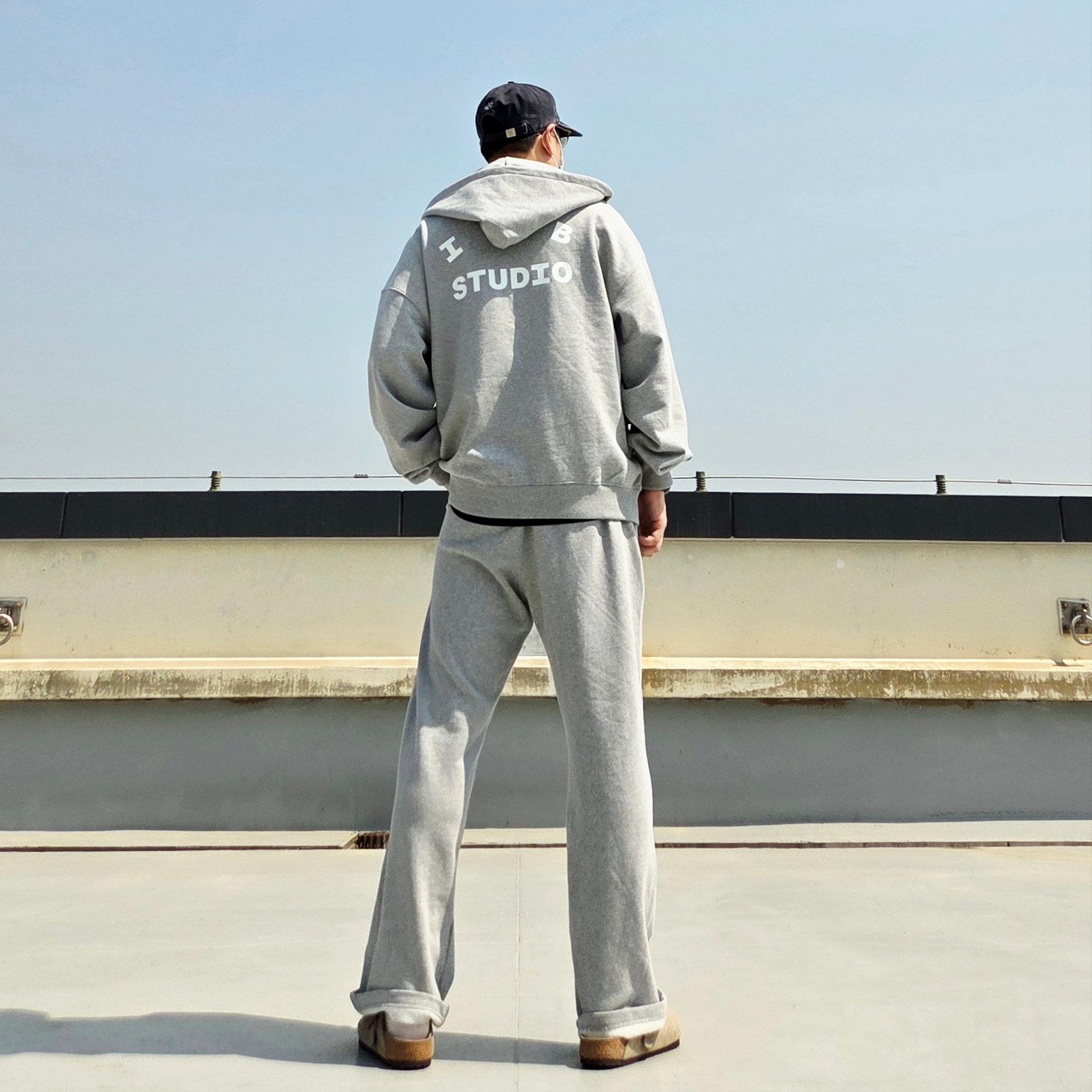 IAB Studio Zip-Up Hoodie Melange Gray - 26SS, IAB Studio IAB Sweatpants Melange Gray 착용 스타일 - 4
