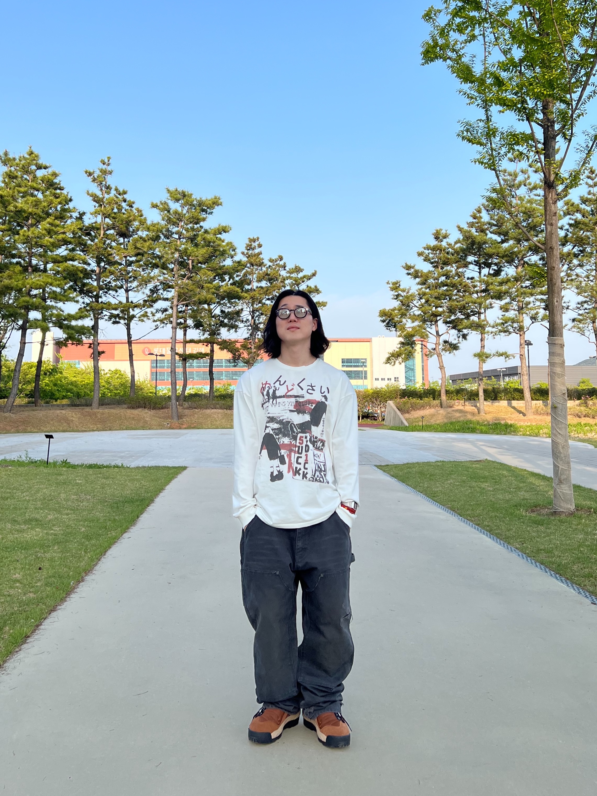 qAp 5-1 Long Sleeve T-Shirt Cream, Nike x Sacai Magmascape SP Pecan 착용 스타일 - 3