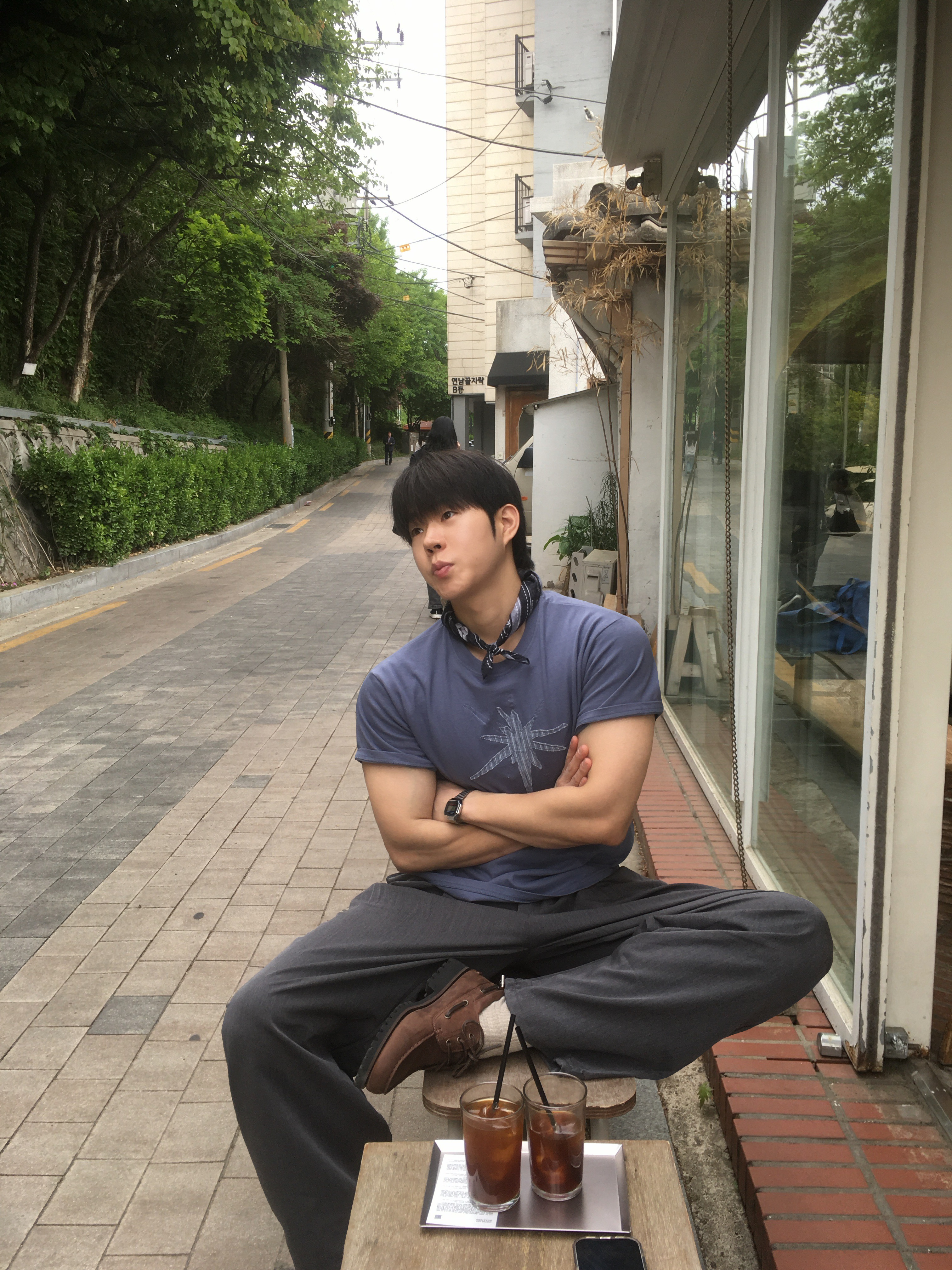Thevinylhouse Tvh Western Pattern Bandana Navy, Timberland x Thisisneverthat 3-Eye Authentic Boat Shoes Brown - Wide 착용 스타일 - 1