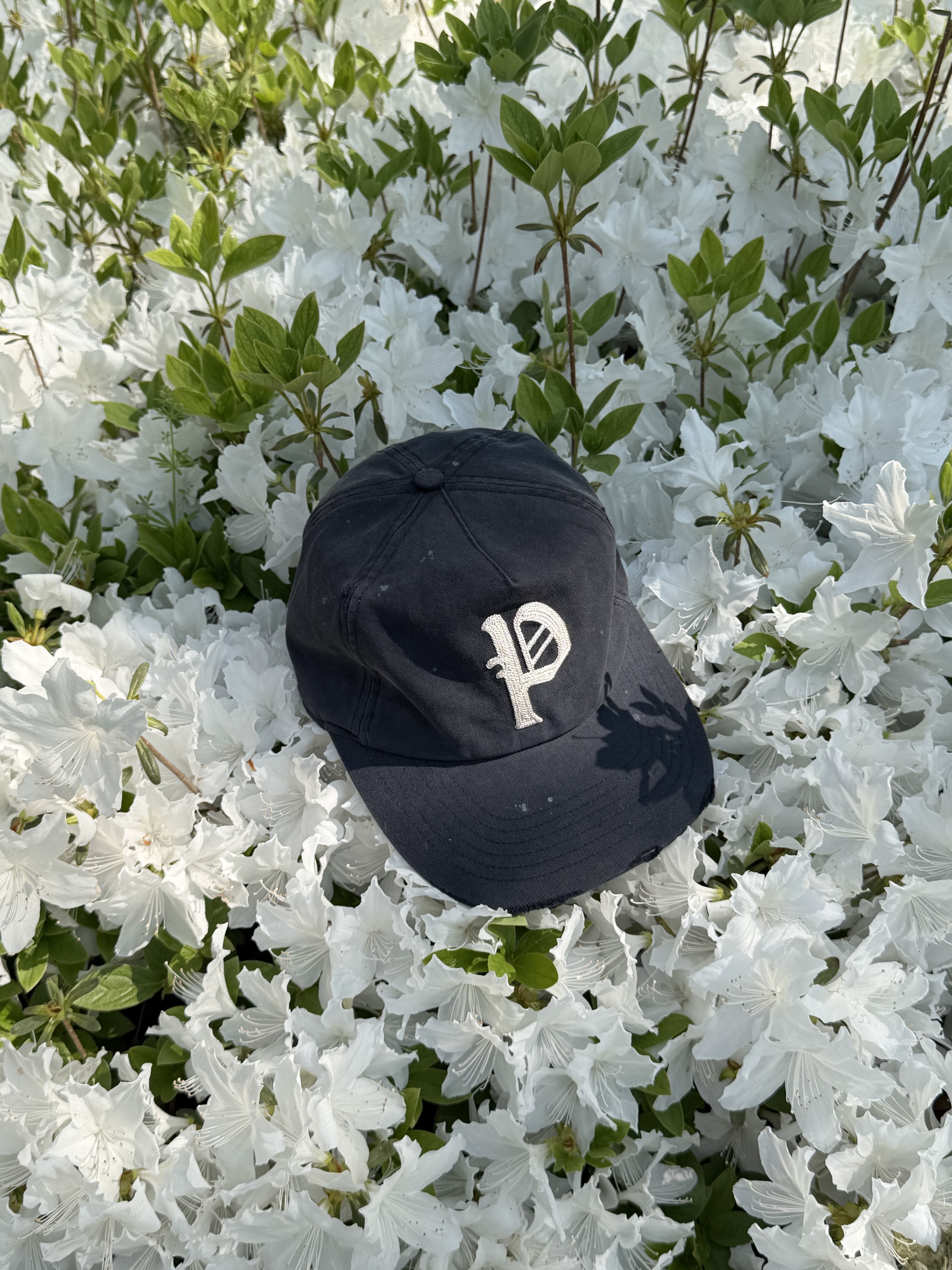 [KREAM 단독] Partimento Reworks Distress Old P Ball Cap VTG Black, [KREAM 단독] Partimento Reworks Stand Collar Sweat Zip-up VTG Black 착용 스타일 - 3