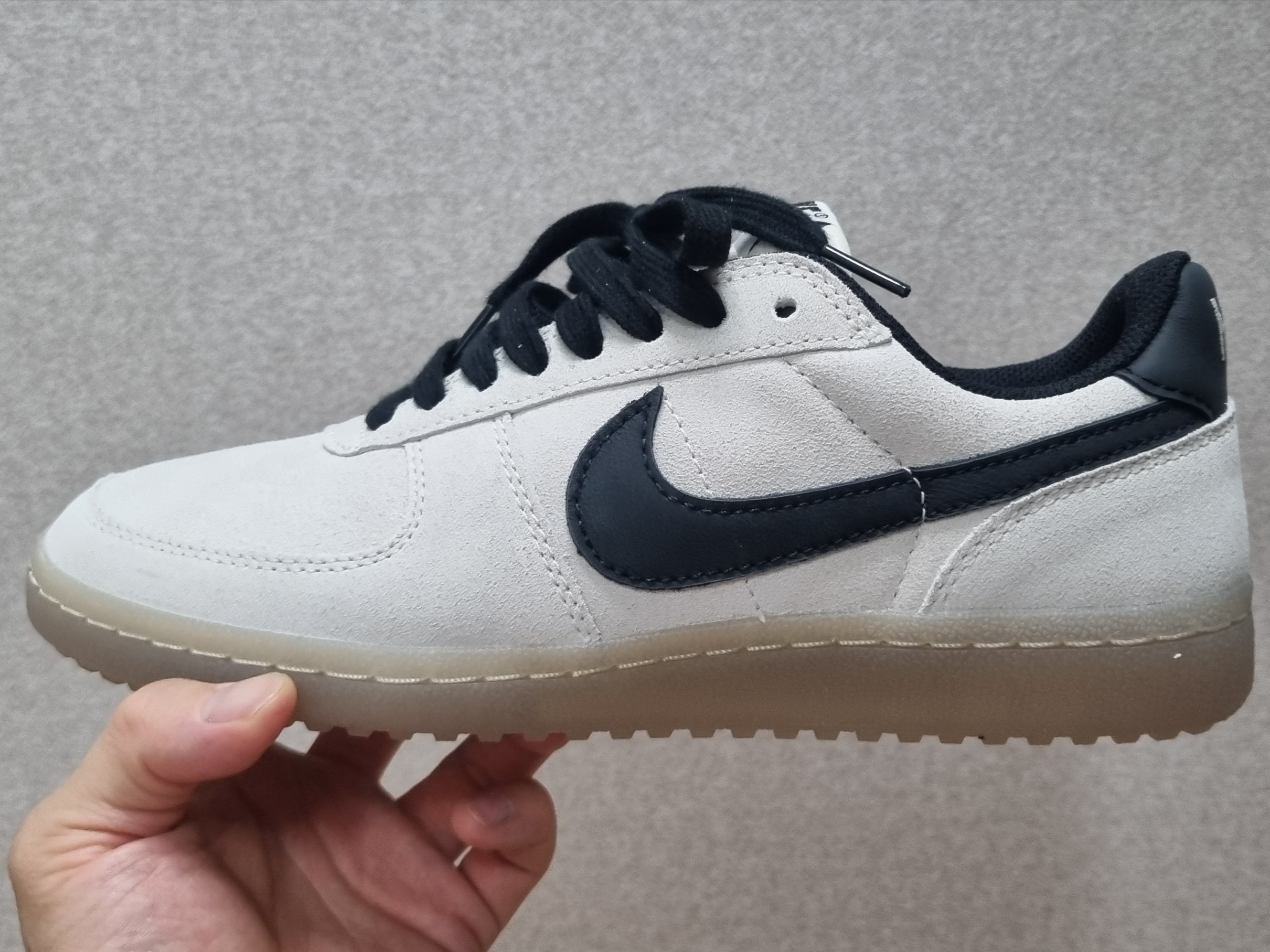 Nike Field General Light Orewood Brown Black 착용 스타일 - 2