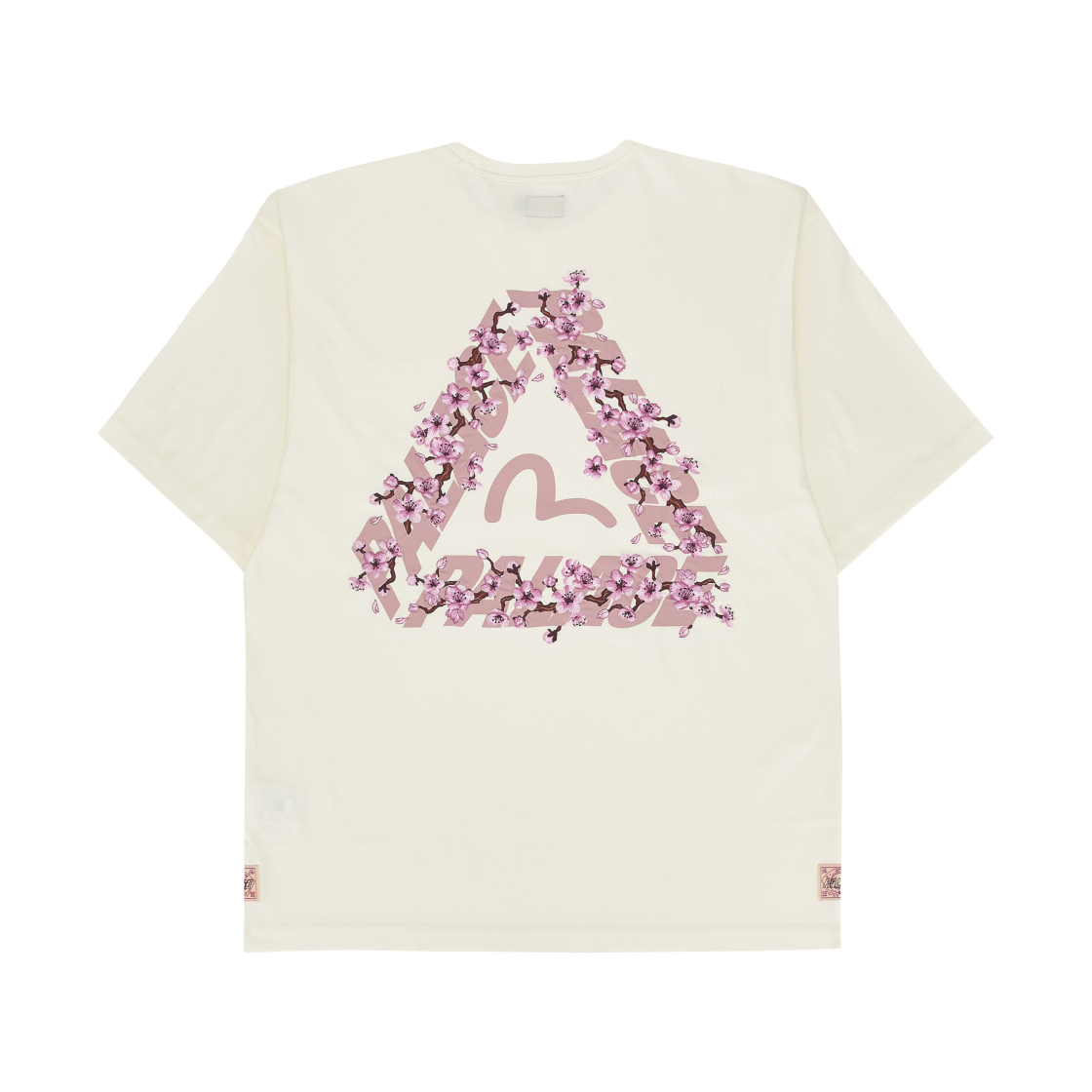 팔라스 x 에비수 헤비 워시 티셔츠 오프 화이트 - 26SS(Palace x Evisu Heavy Wash T-Shirt Off White - 26SS)