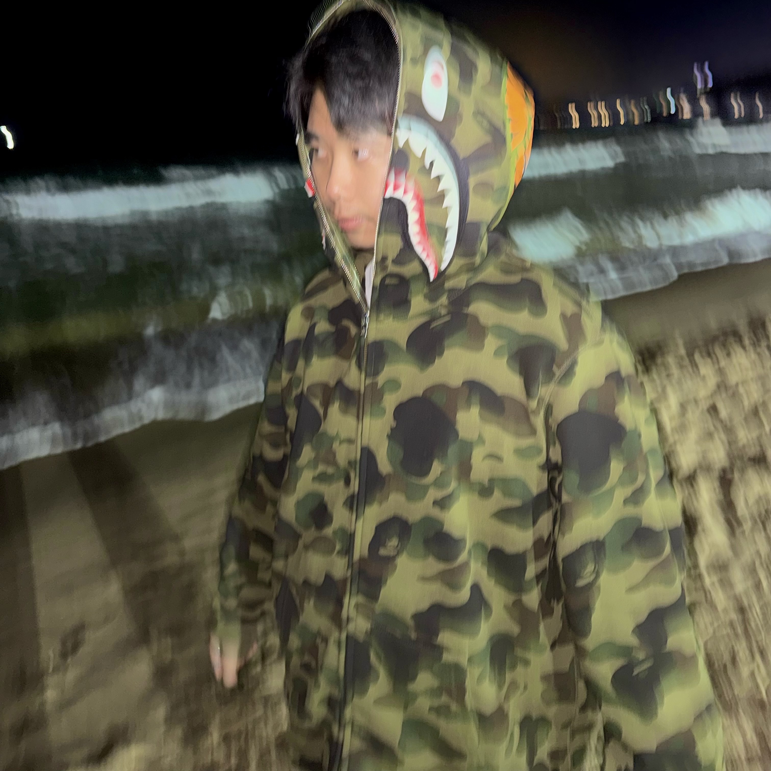BAPE 1st Camo Shark Full Zip Hoodie Army Green, Nike x Supreme Air Force 1 Low Black 착용 스타일 - 3