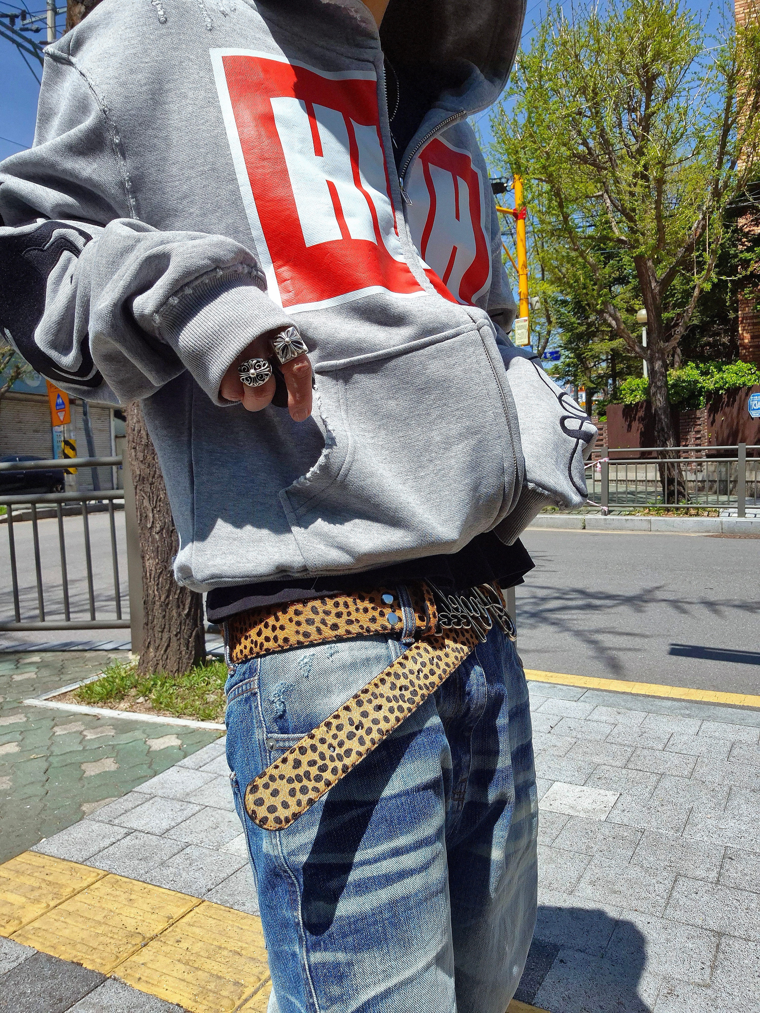 Undermycar Calf Hair Module Belt Strap Yellow Cheetah, Hansroom Chrome Hearts #10 Dagger 착용 스타일 - 2