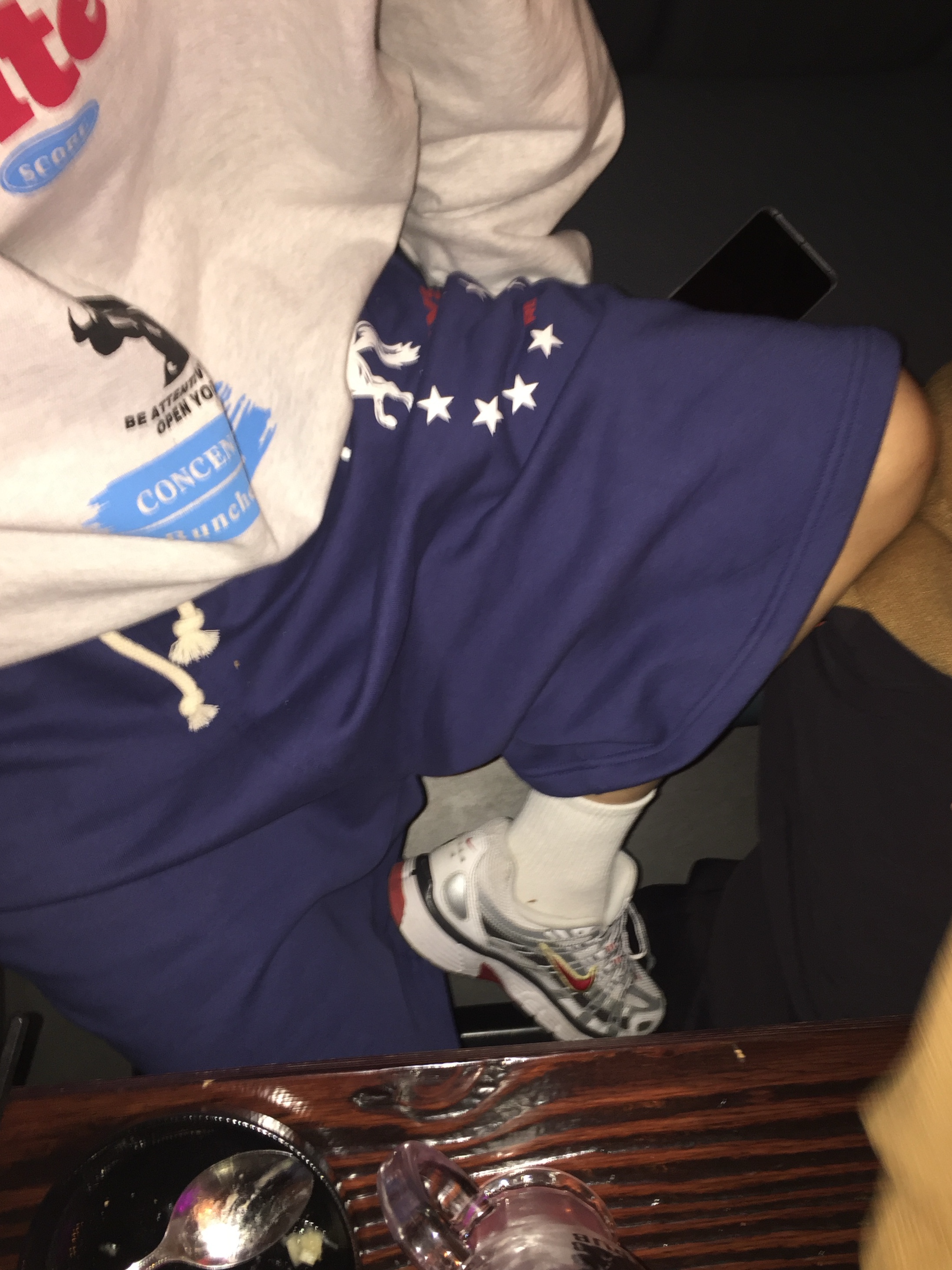 AMOU Horse One Tuck Bermuda Pants Blue, (W) Nike P-6000 Metallic Silver Red 착용 스타일