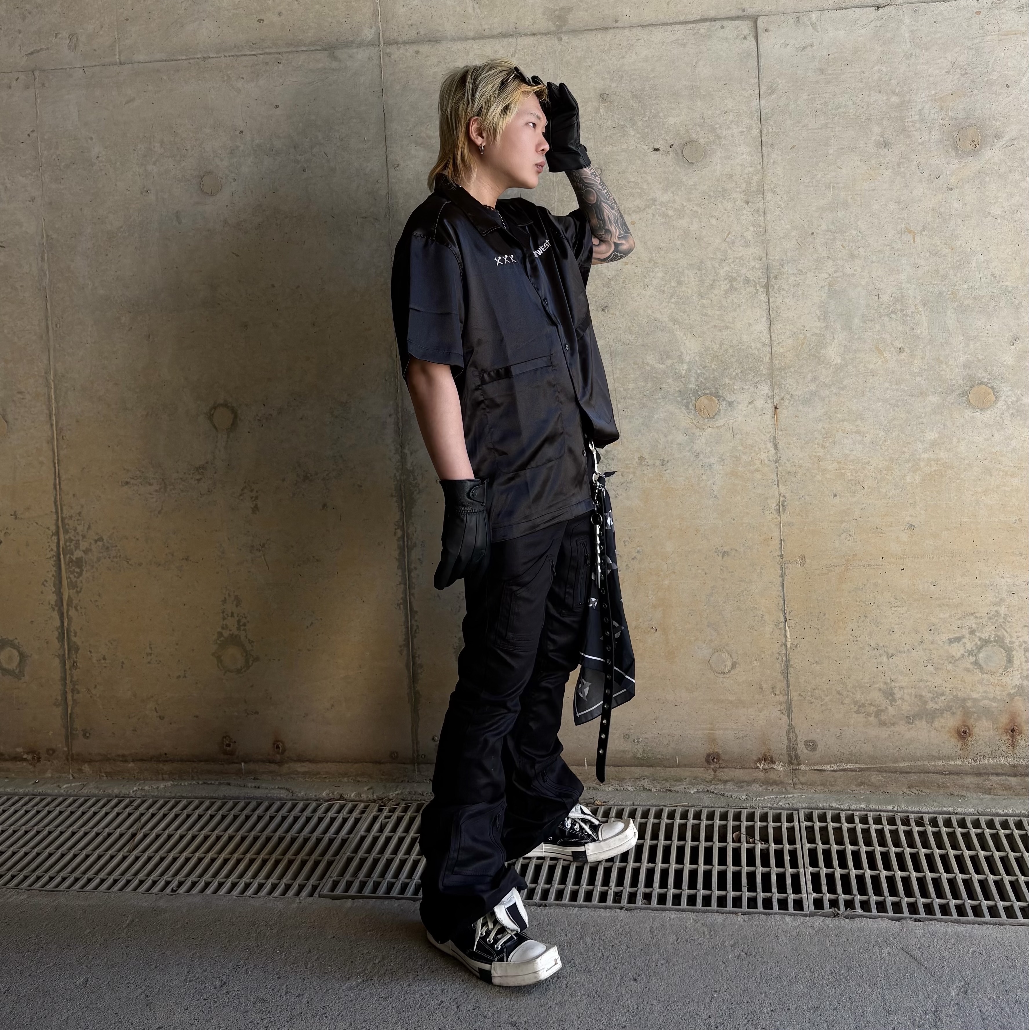 Converse x Drkshdw Turbodrk Chuck 70 Hi Black Lacquered Denim 착용 스타일 - 1