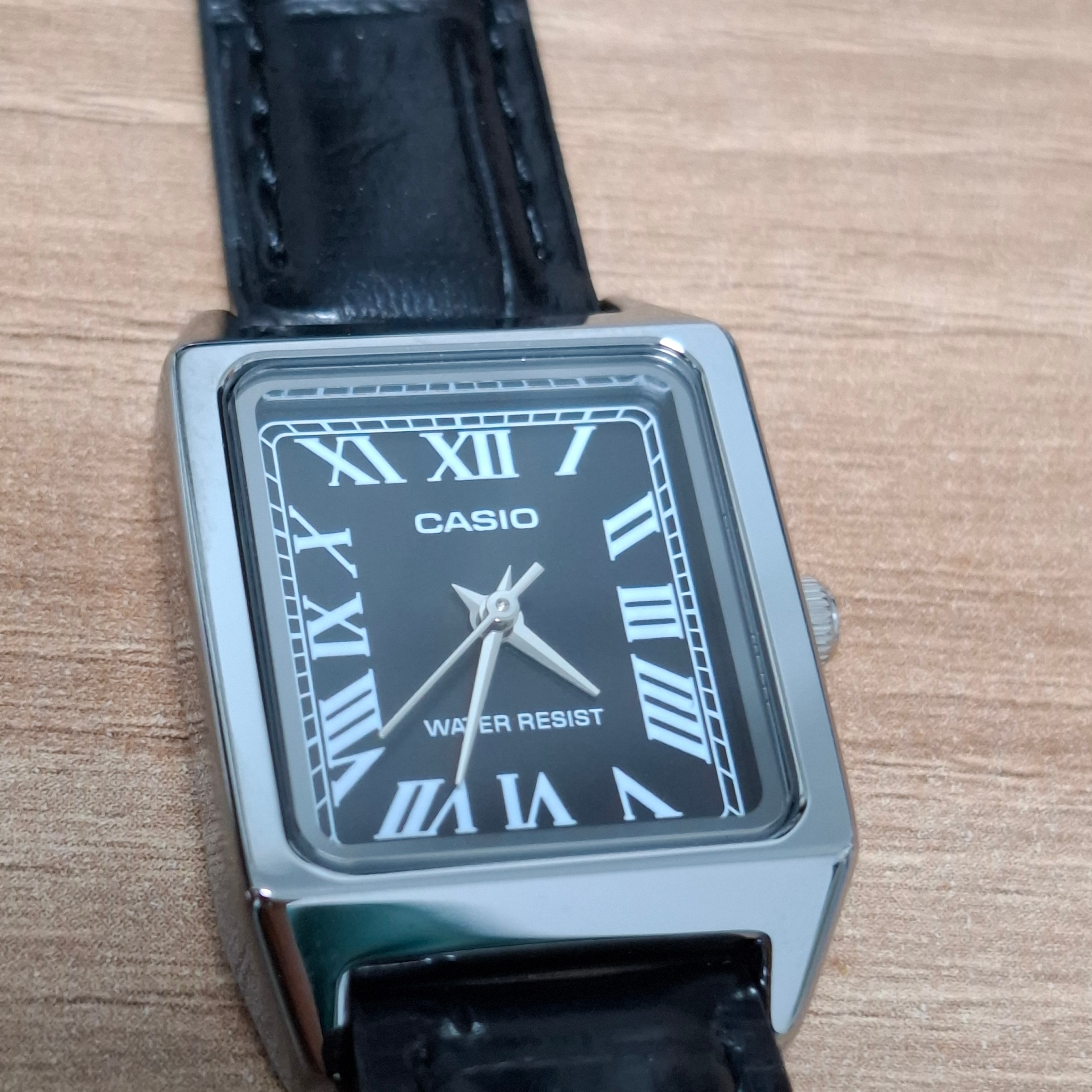 Casio LTP-V007L-1B 착용 스타일