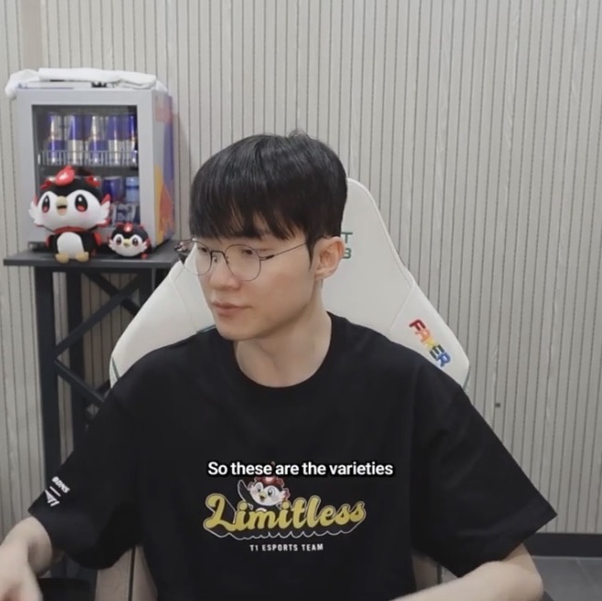 BDNS x T1 Limitless T-Shirts Black 착용 스타일