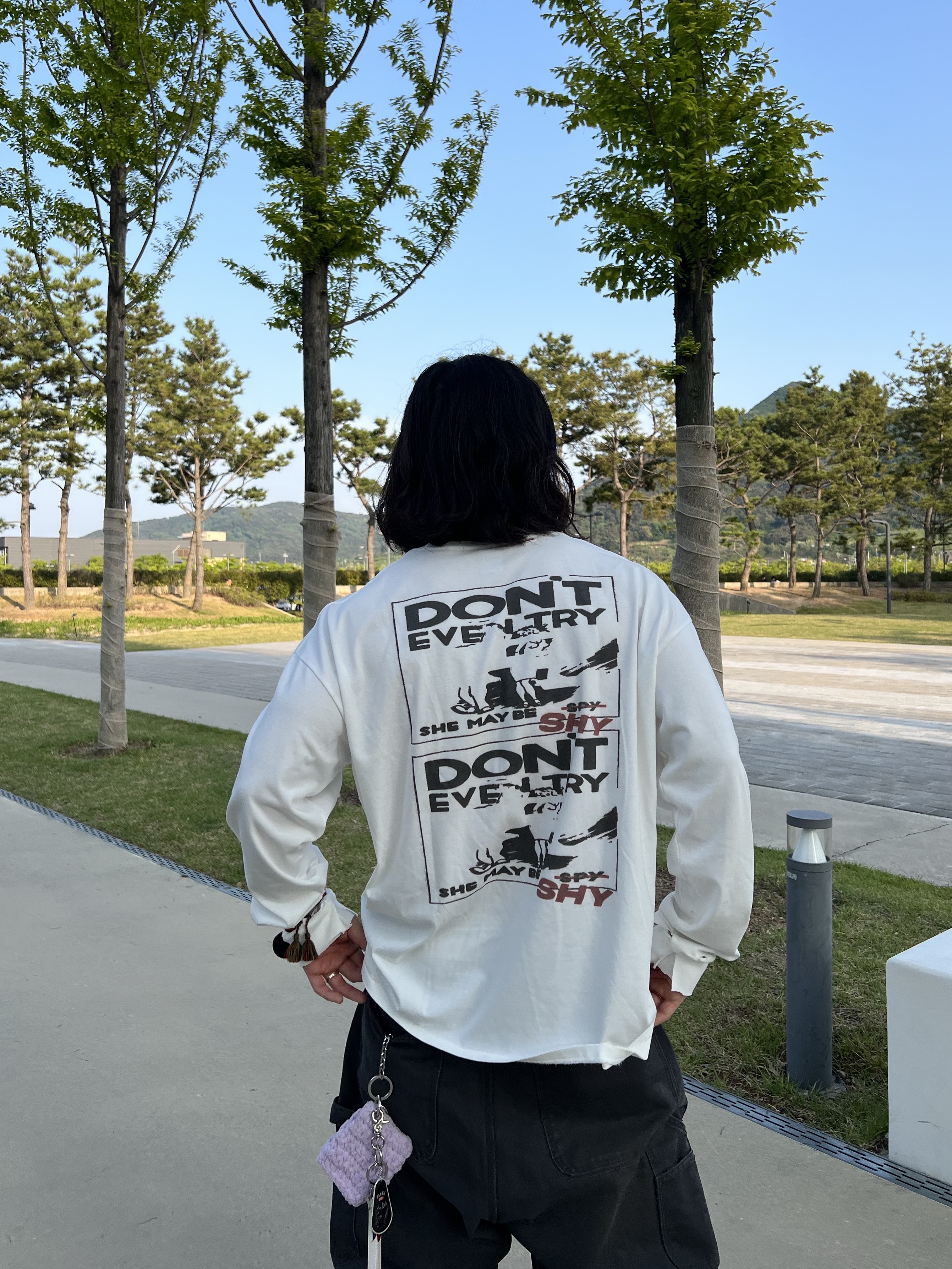 qAp 5-1 Long Sleeve T-Shirt Cream, Nike x Sacai Magmascape SP Pecan 착용 스타일 - 1