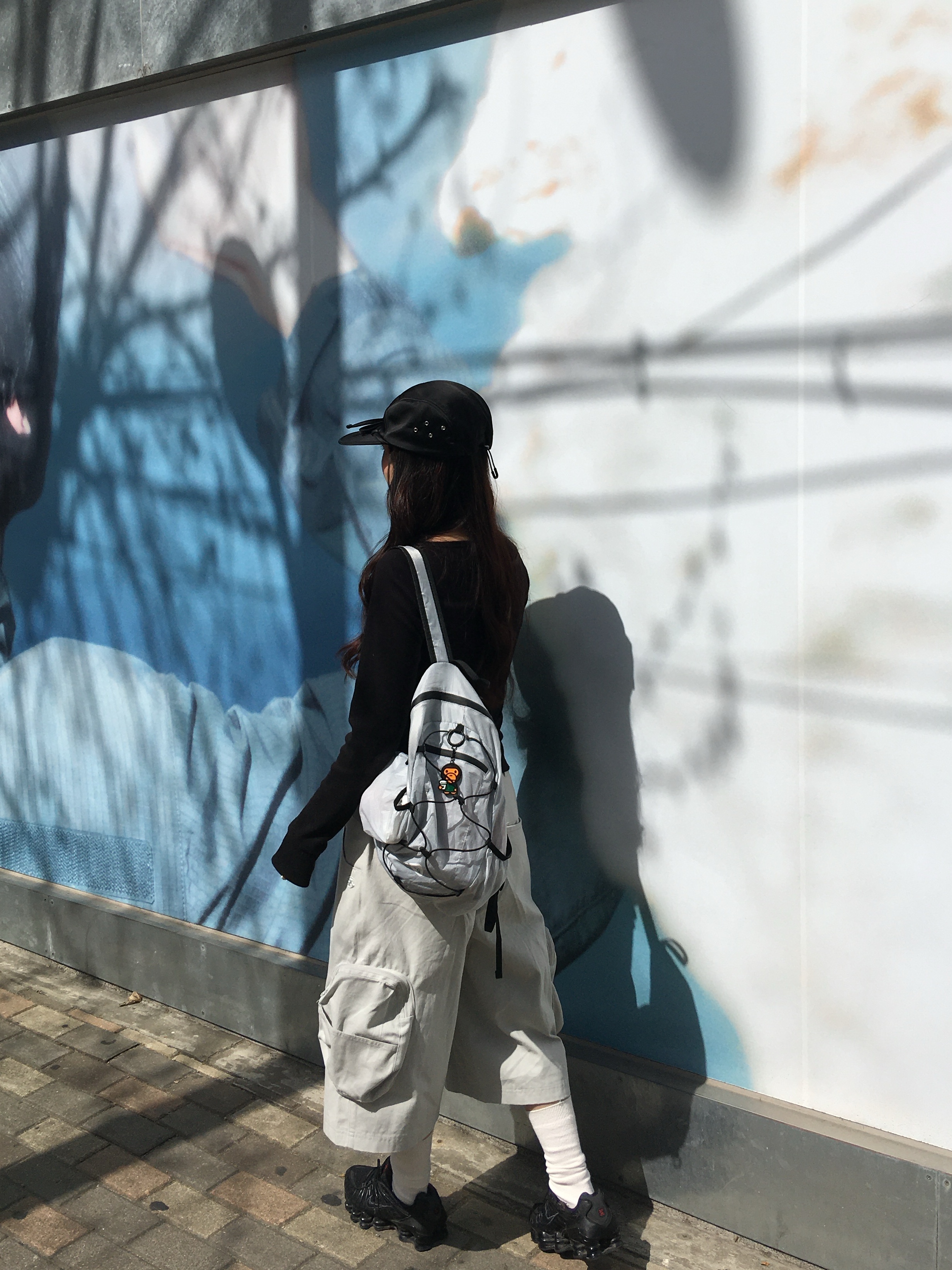 Sansan Gear Cargo Shorts Light Grey, (W) Nike Shox TL Black and Max Orange 착용 스타일 - 3