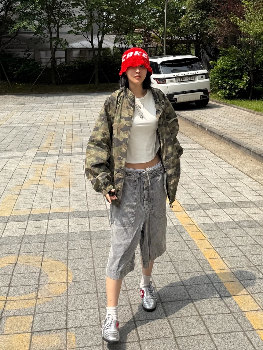 Nike Total 90 III SP Metallic Silver and Black, (W) Nike Total 90 Metallic Silver University Red 착용 스타일