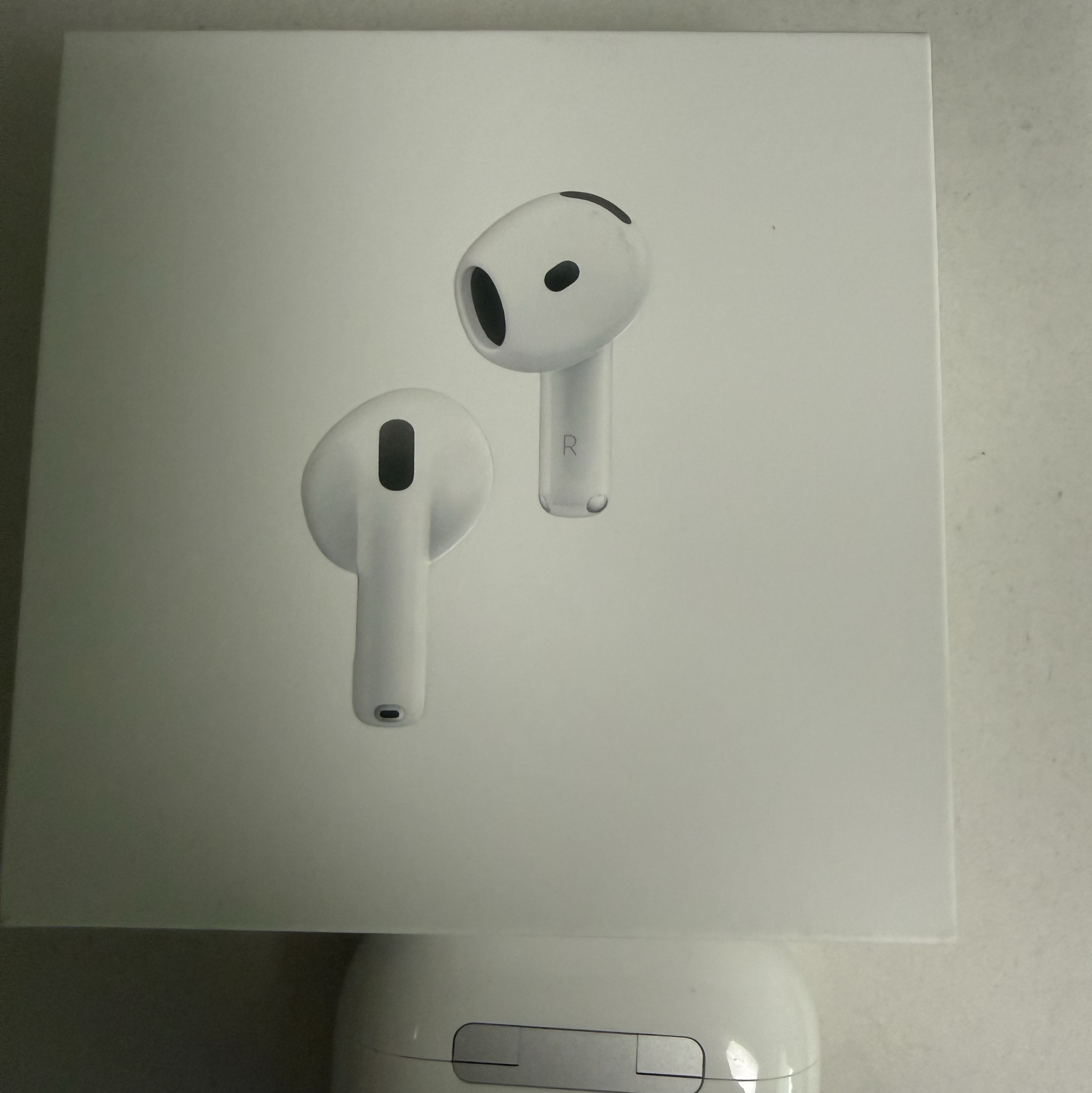 Apple AirPods 4th Gen with Active Noise Cancellation (Korean Ver.) 착용 스타일 - 1