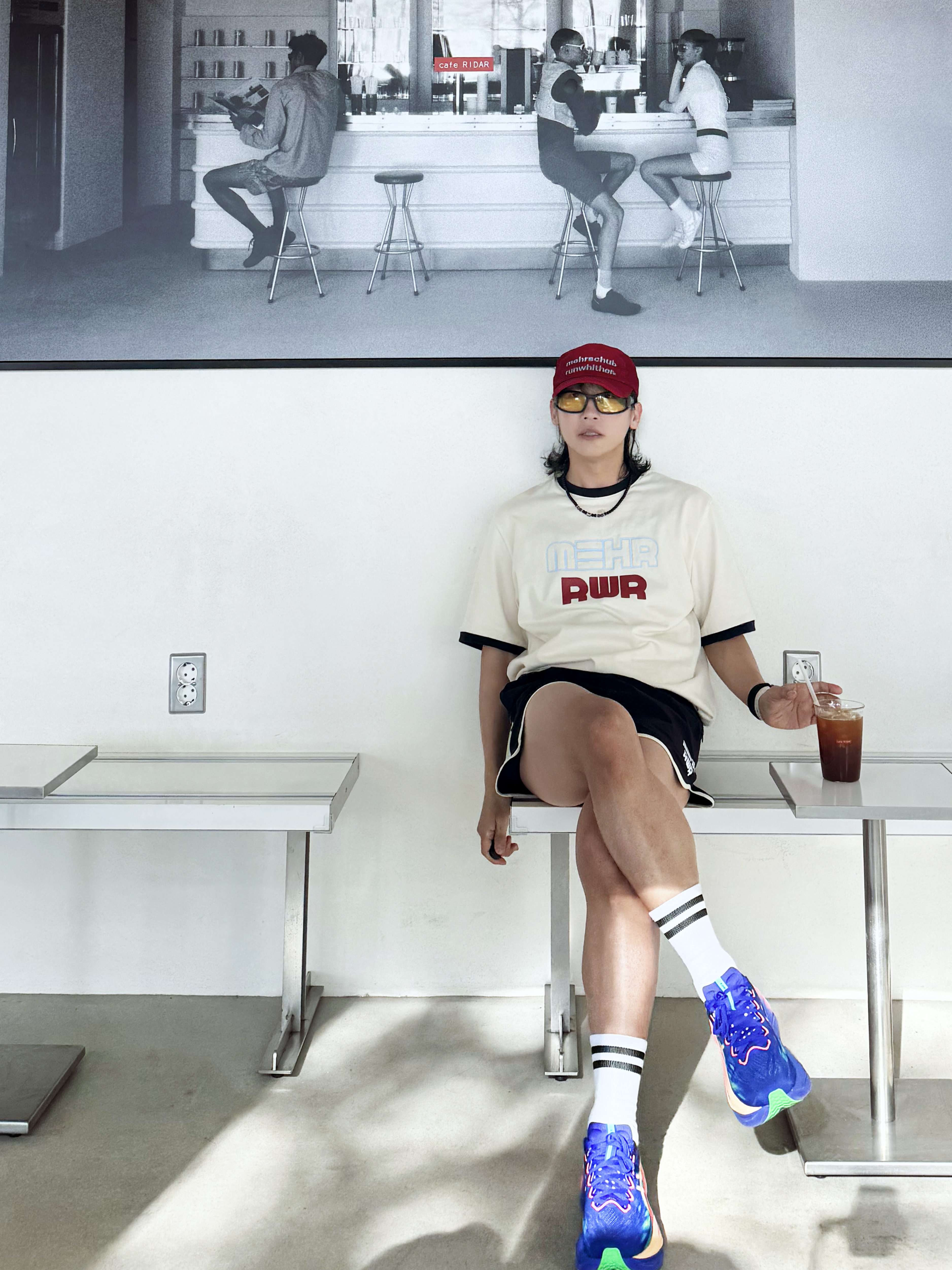 [KREAM 단독] RWR x MEHR Mesh Cap Red, [KREAM 단독] RWR x MEHR 3inch Shorts Dark Navy 착용 스타일 - 5