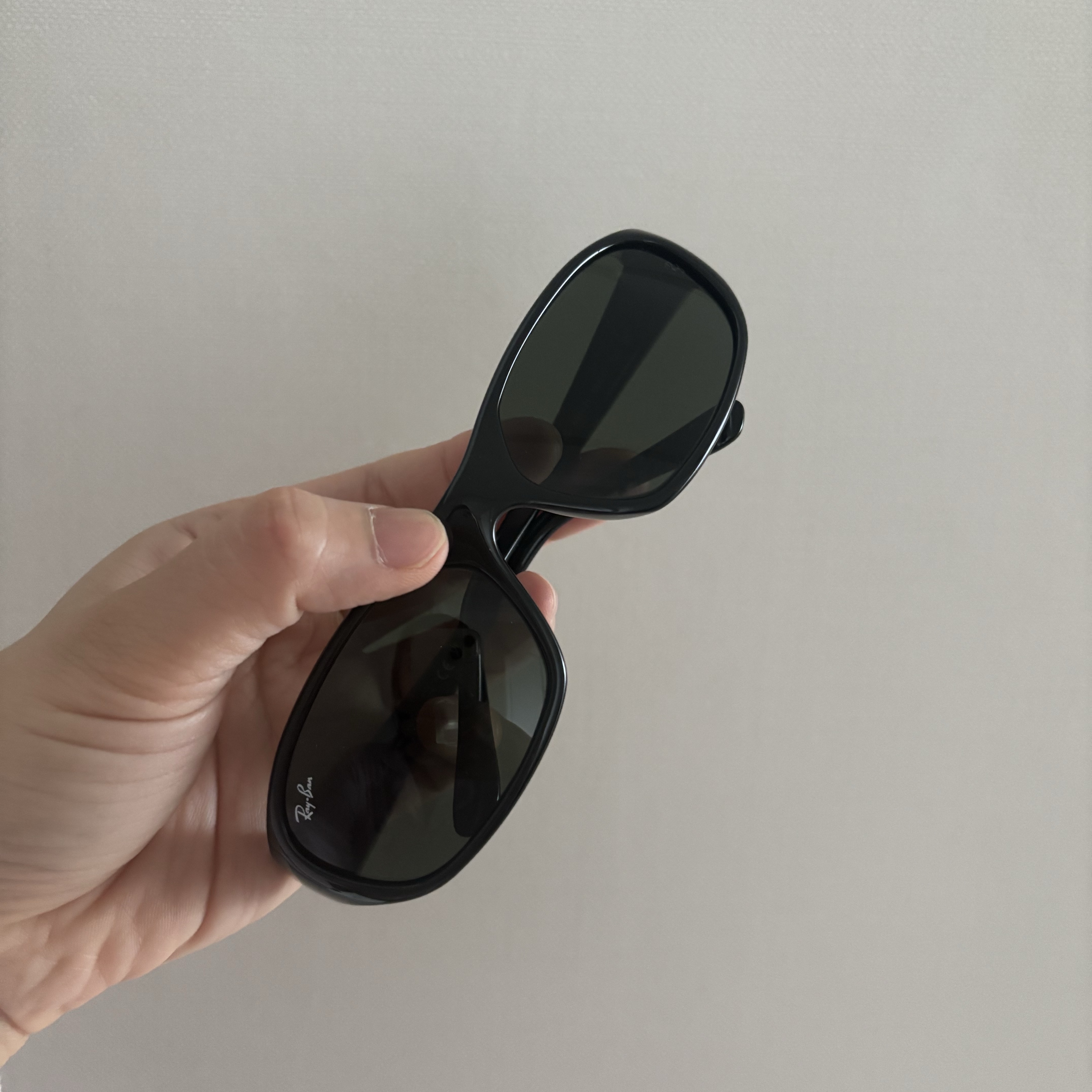 Ray-Ban DADDY-O II Polished Black Frame Green Classic G-15 Lenses 착용 스타일