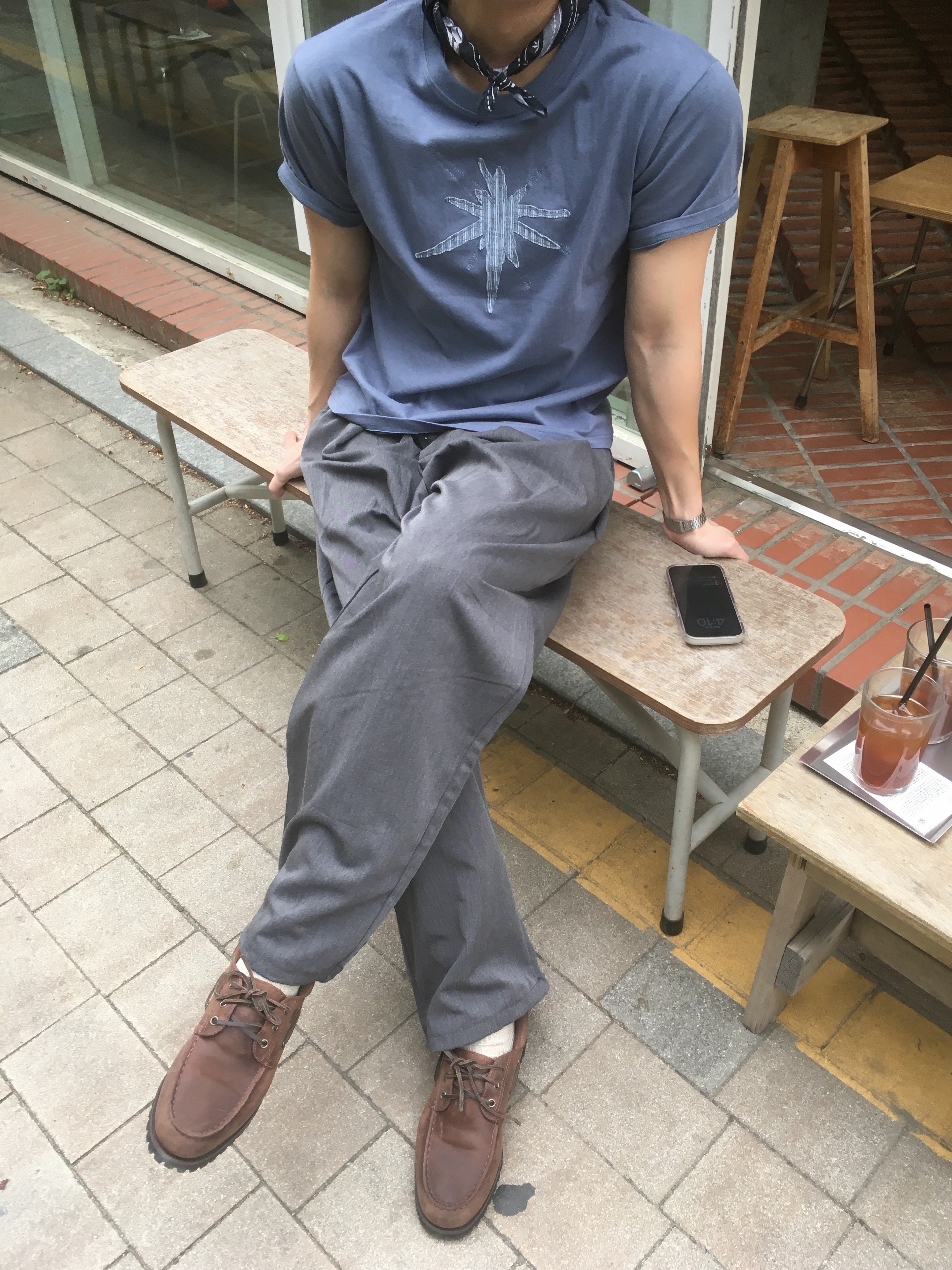 Thevinylhouse Tvh Western Pattern Bandana Navy, Timberland x Thisisneverthat 3-Eye Authentic Boat Shoes Brown - Wide 착용 스타일 - 2