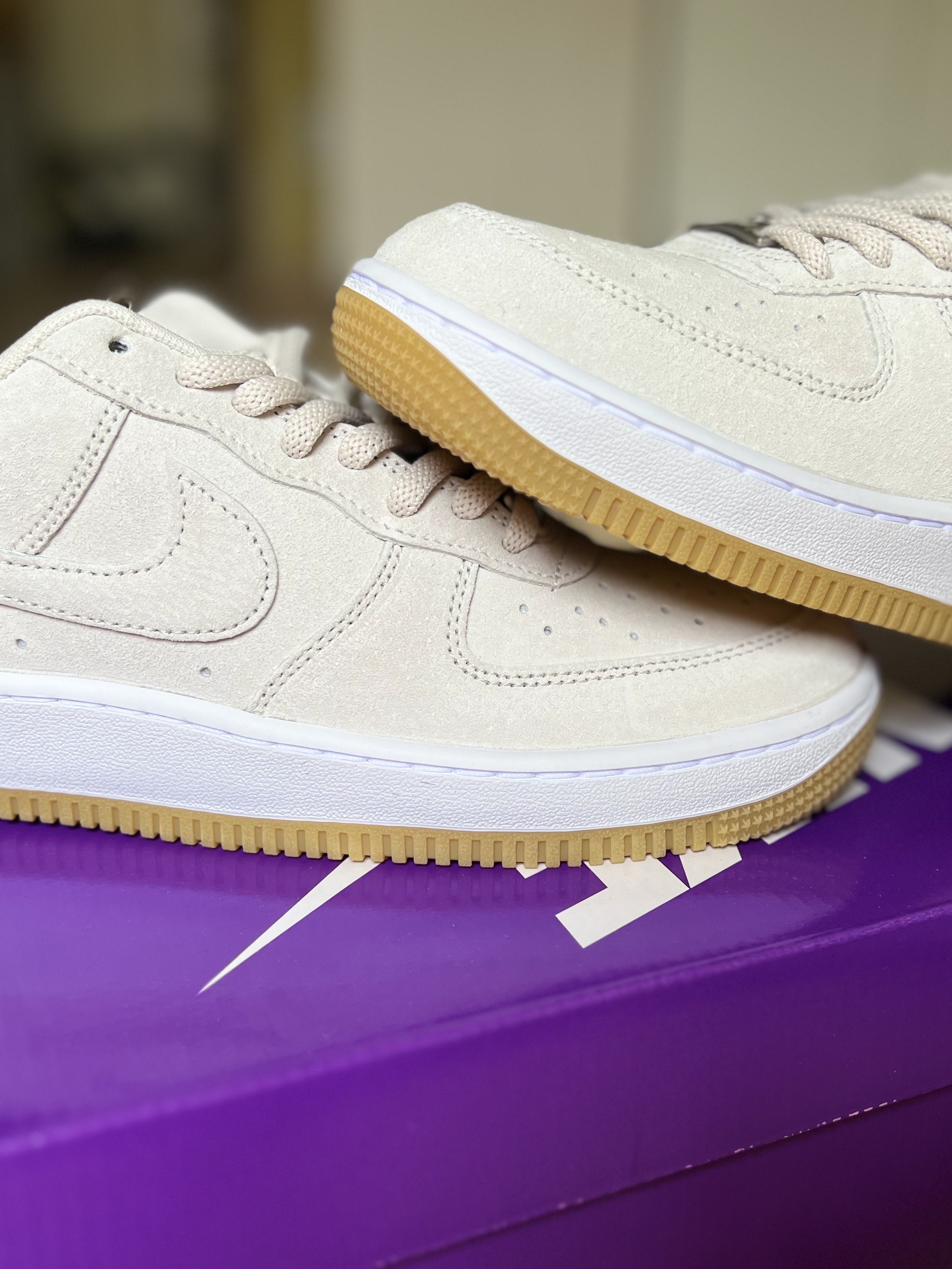 Nike SB Air Force 1 Low Light Orewood Brown and Pink Foam 착용 스타일 - 2