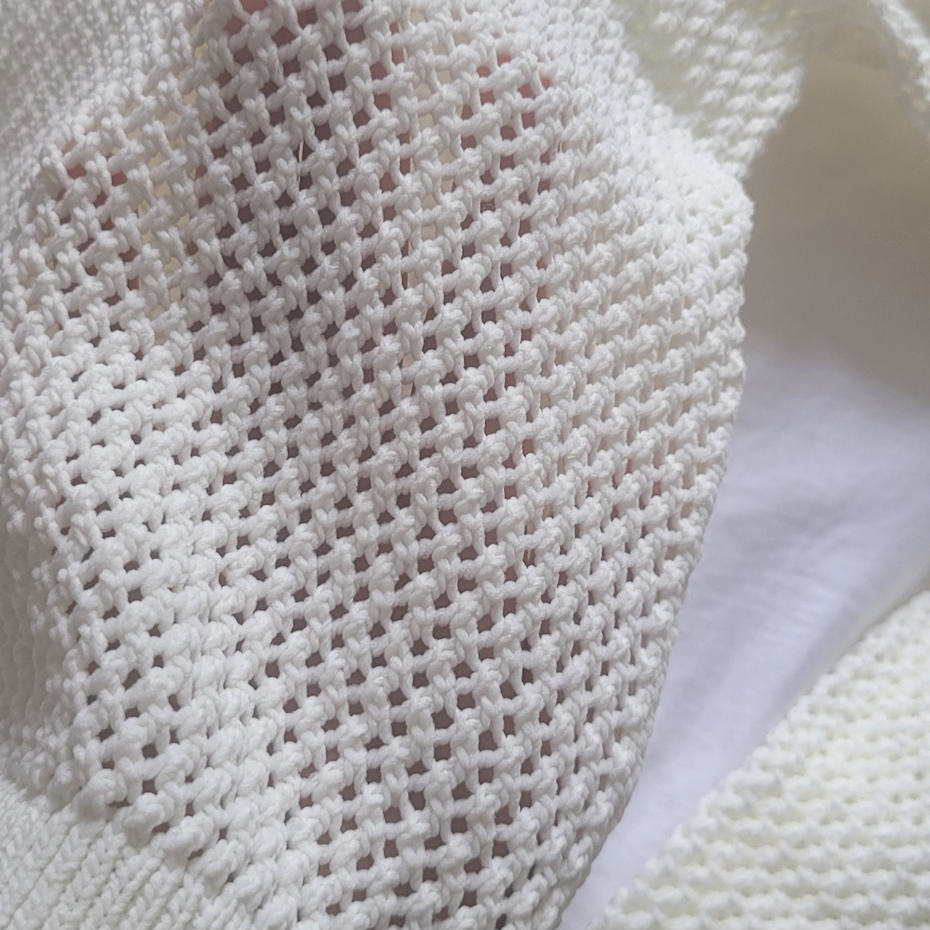 (W) Adidas Knitted Crochet Firebird Track Top Off White - KR Sizing 착용 스타일 - 3