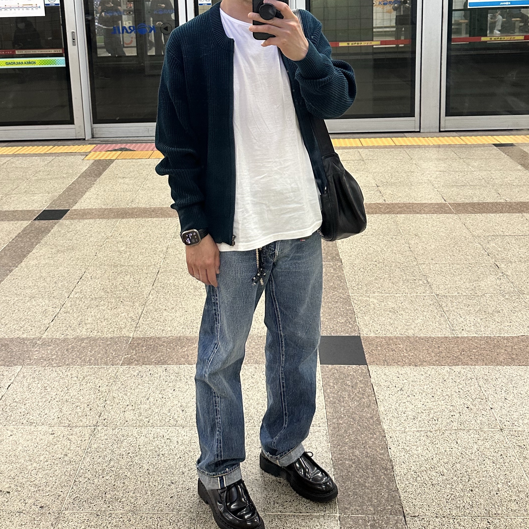 Fullcount 1341 1101 Dartford Straight Denim Indigo Blue 착용 스타일
