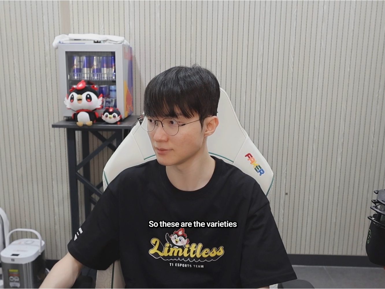 BDNS x T1 Limitless T-Shirts Black 착용 스타일
