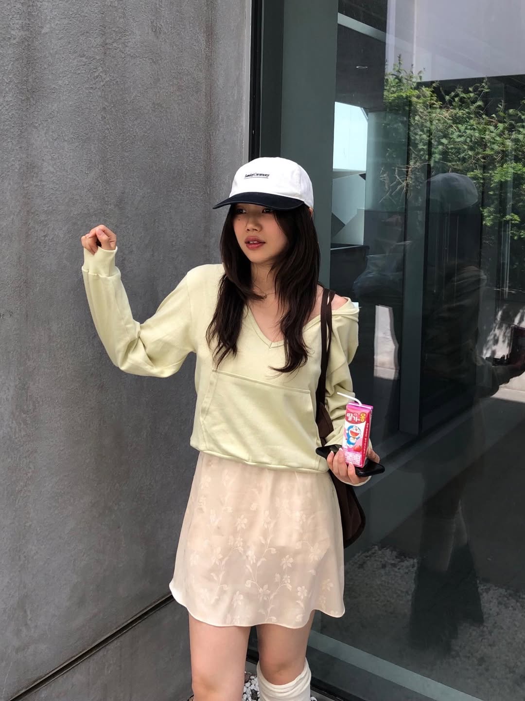 Sunday Ceremony Sunday Logo 5 Panel Cotton Cap - White 착용 스타일 - 1
