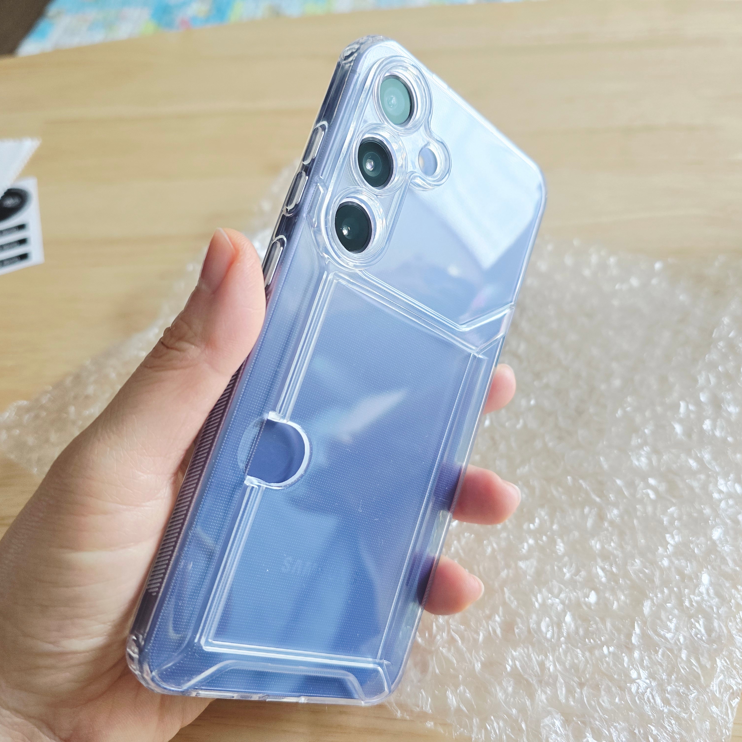 [S등급] Refurbished Galaxy S24+ 256GB Marble Gray 착용 스타일 - 2