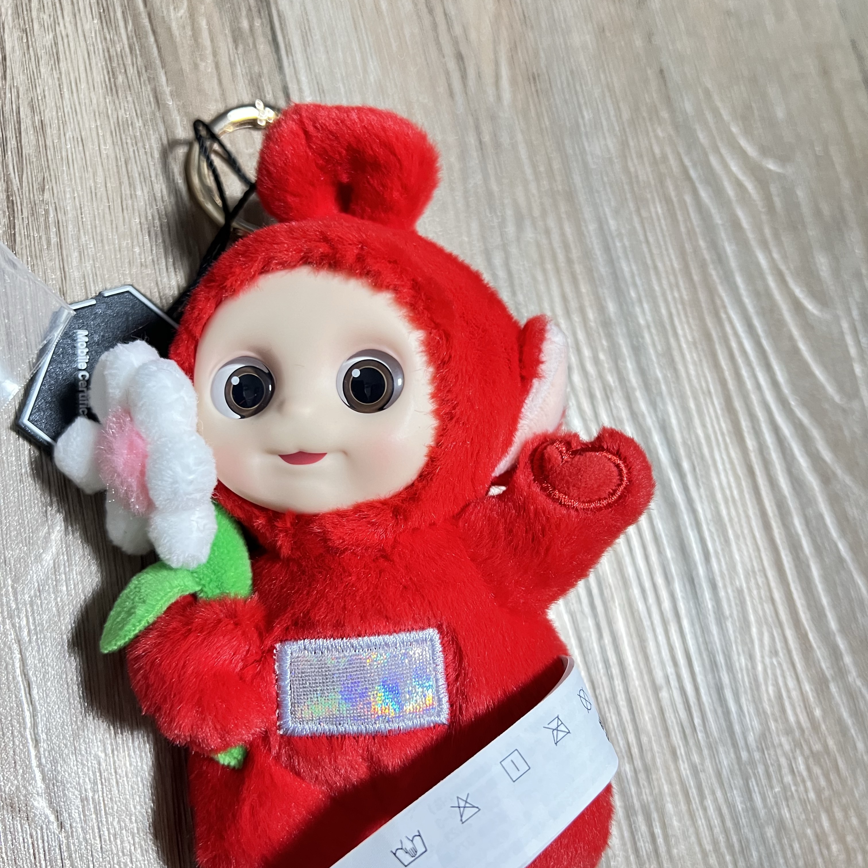 Pop Mart Teletubbies Say Hello Series Figures Sealed Case Po's Happy Flower (Opened Case) 착용 스타일