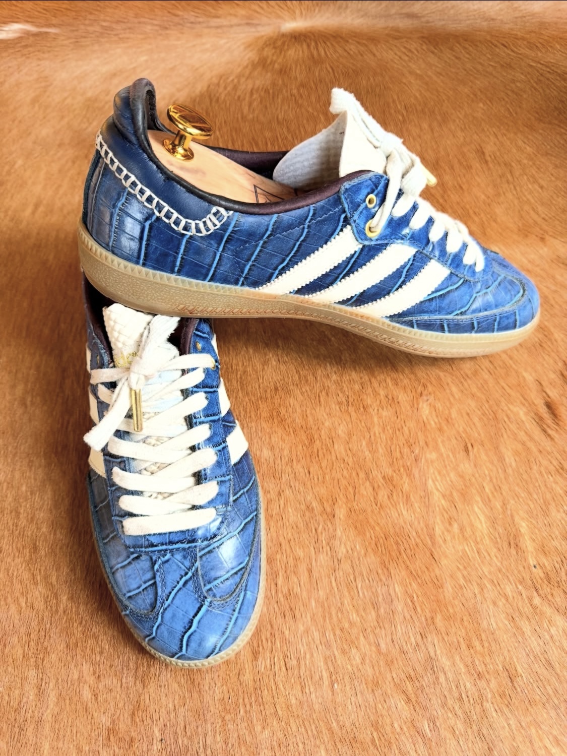 Adidas x Wales Bonner Samba Collegiate Navy Wonder White 착용 스타일 - 1