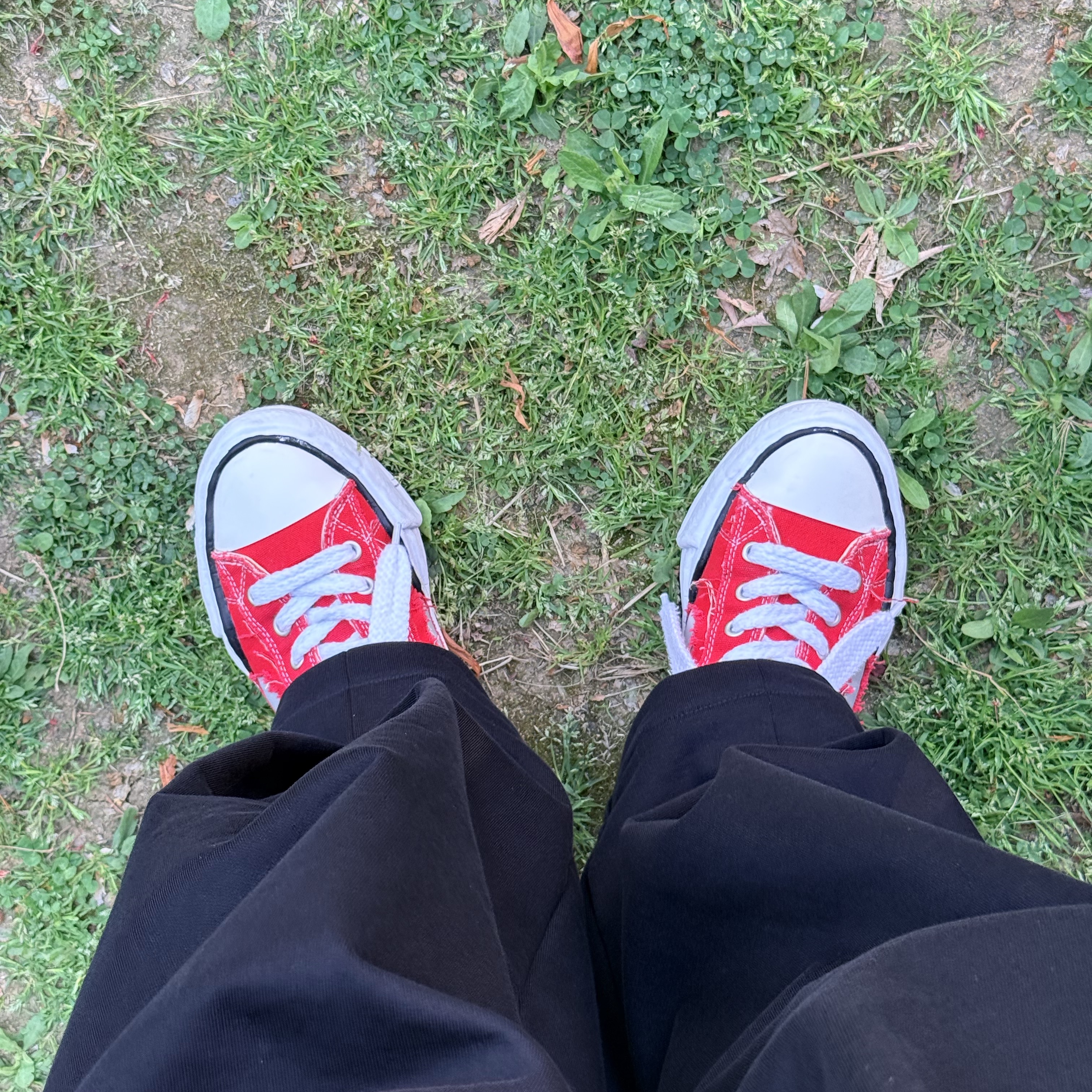 Maison Mihara Yasuhiro x 71 Michael OG Sole Sneakers Red 착용 스타일 - 2