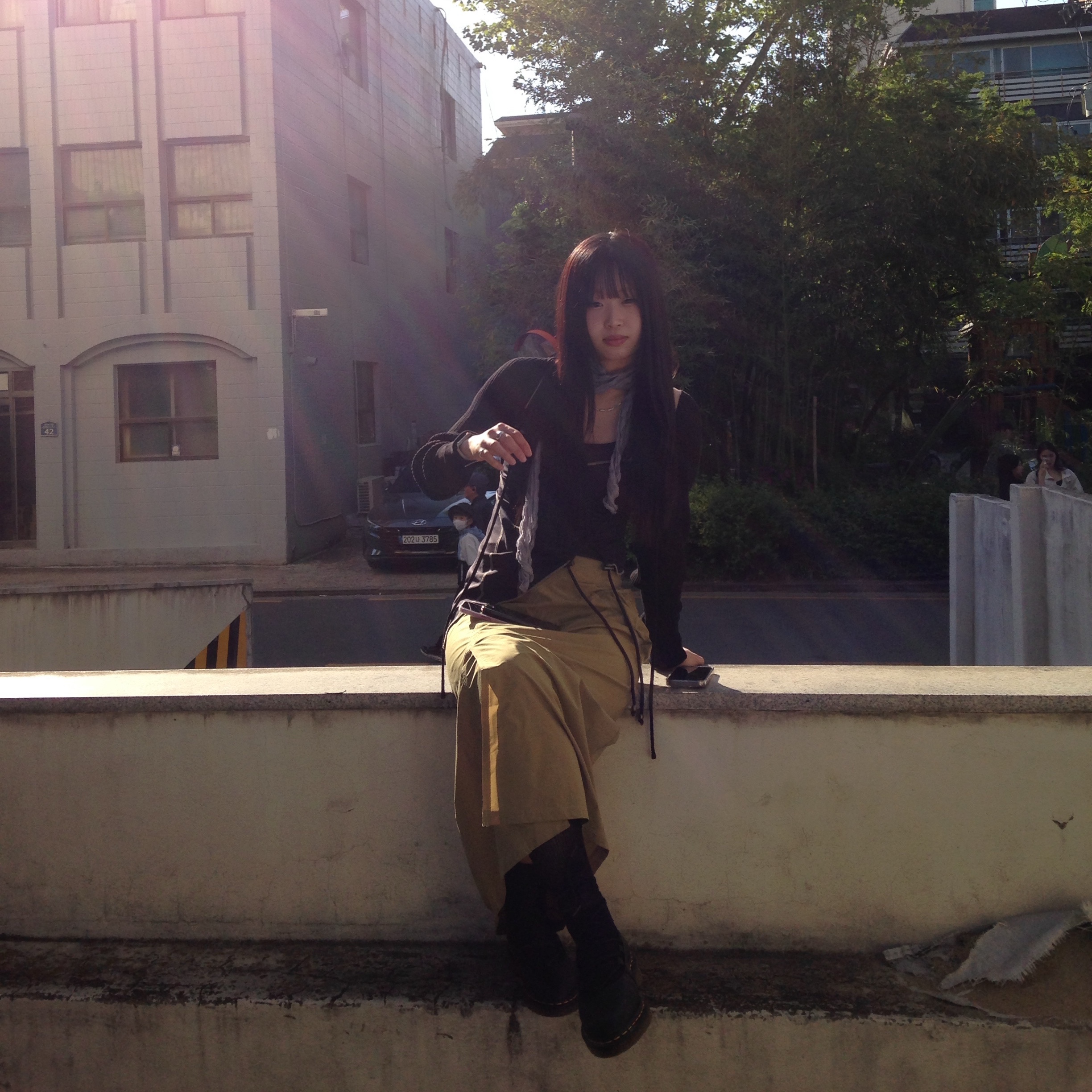 (W) Dr. Martens Elphie 2 Laceup Virginia Leather Ballet Flats Black, (W) Threetimes Lit Bolero Black 착용 스타일