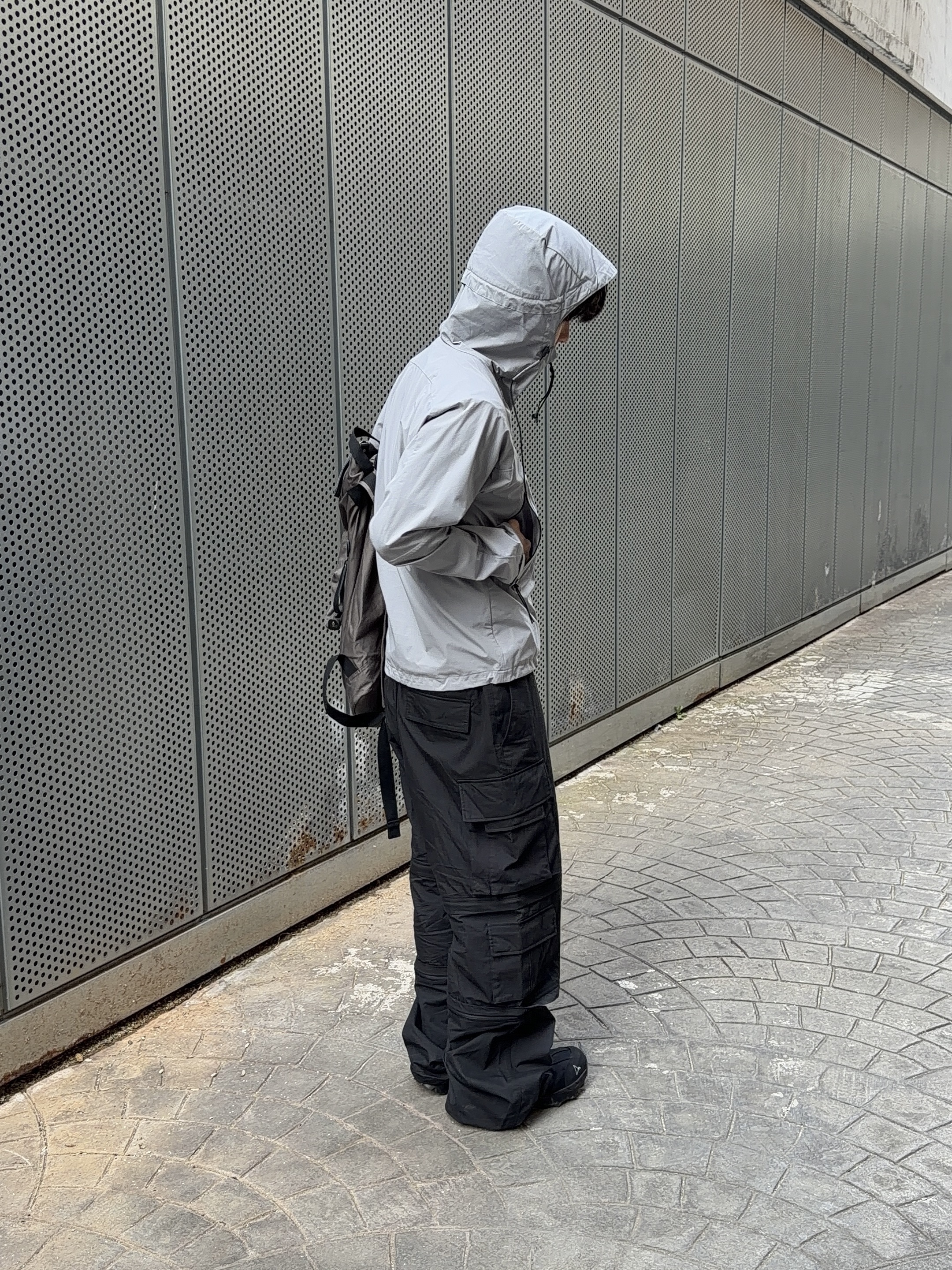 C.P. Company Hood Windbreaker Jacket Bluegrey - 25SS 착용 스타일 - 2