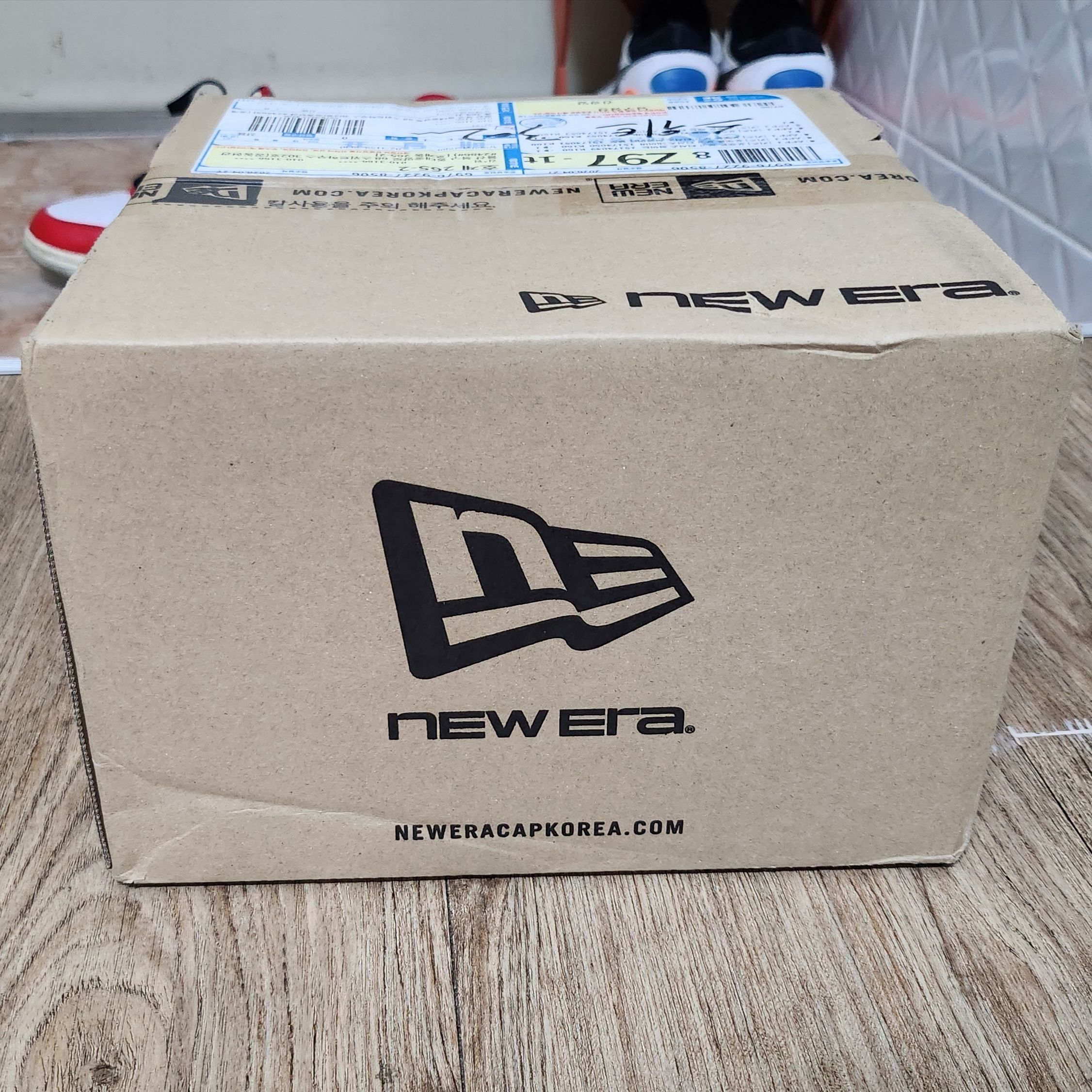 (Kids) New Era x Pokemon Logo T-Shirt White, (Kids) New Era x Pokemon Battle T-Shirt Navy 착용 스타일 - 3