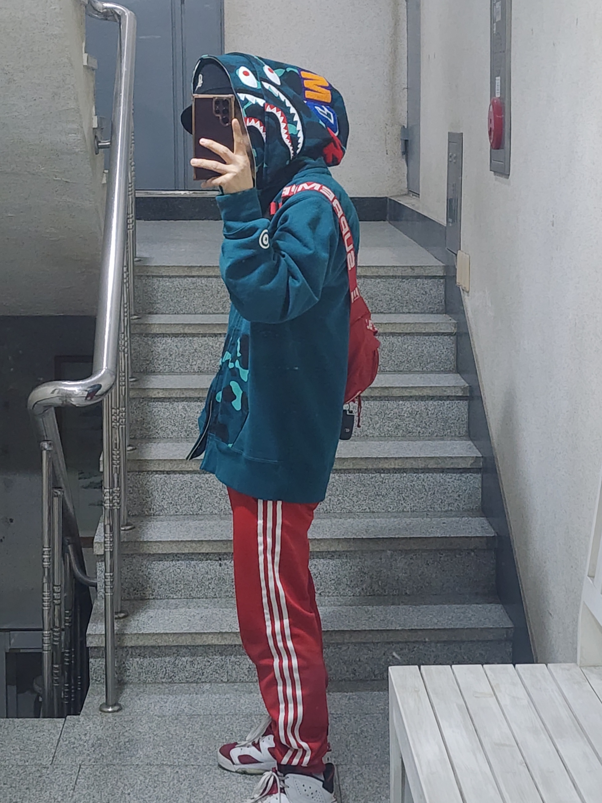 BAPE Color Camo Shark Full Zip Double Hoodie Green 착용 스타일 - 1