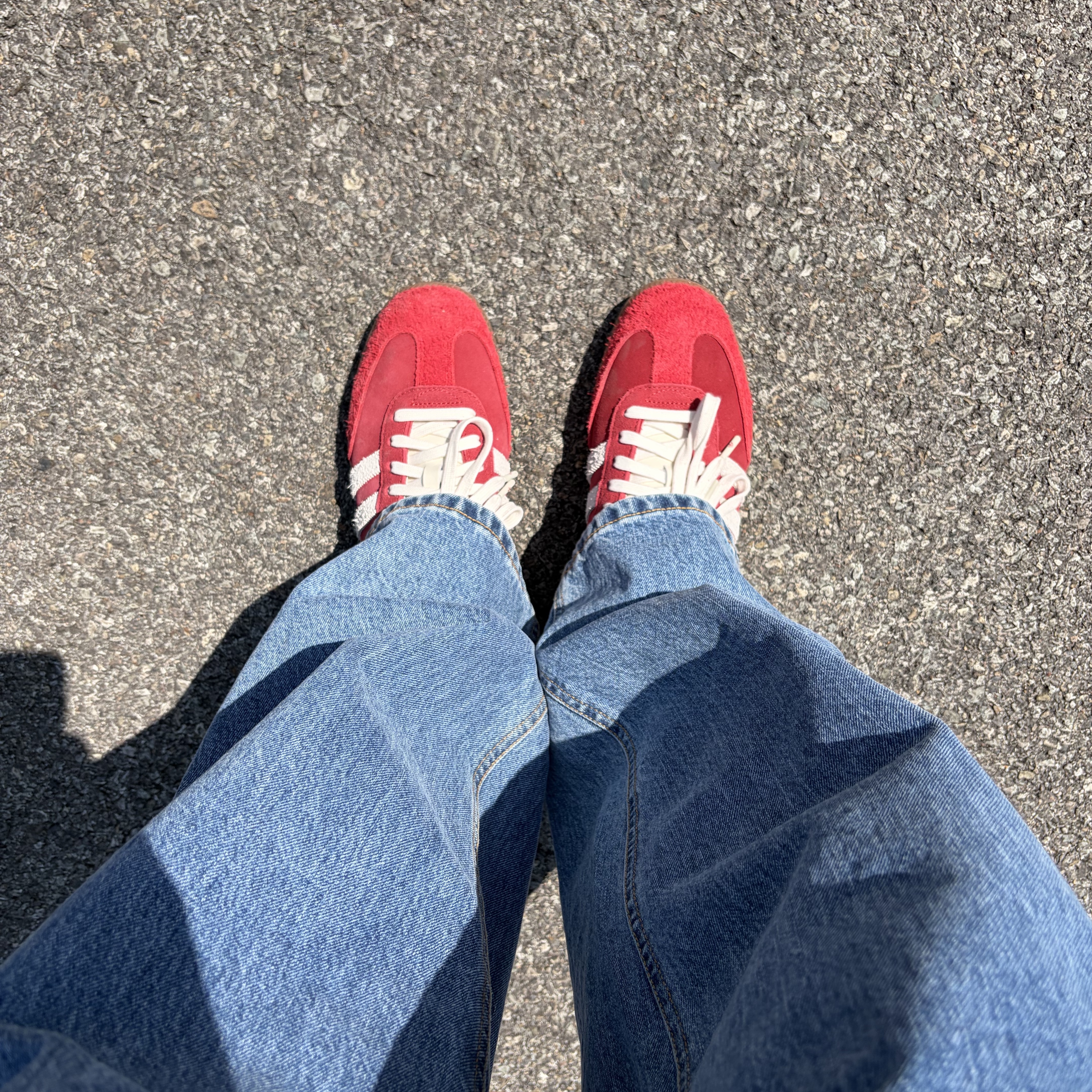 Adidas Samba OG Tal Better Scarlet Off White 착용 스타일 - 1