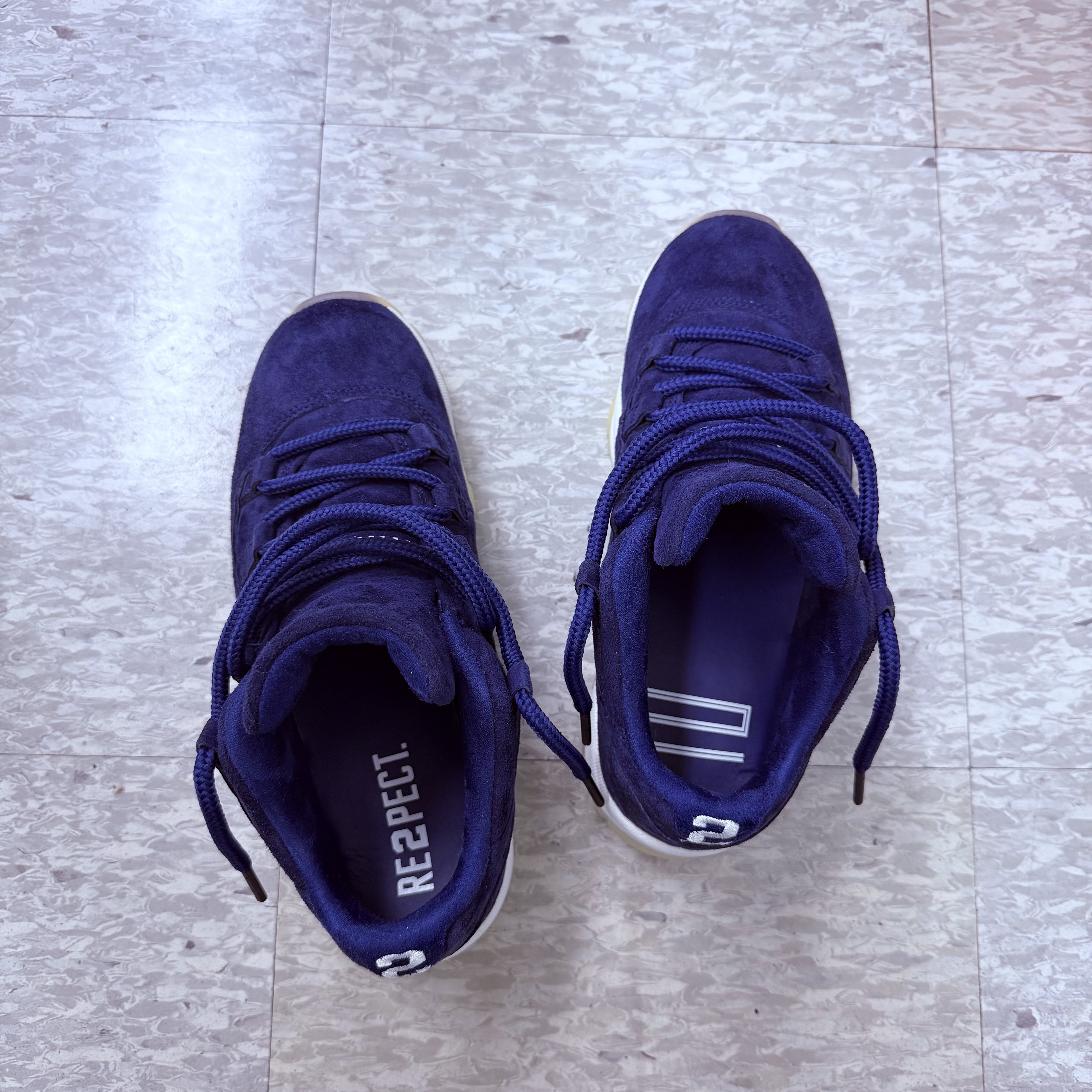 Jordan 11 Retro Low Derek Jeter RE2PECT 착용 스타일 - 2