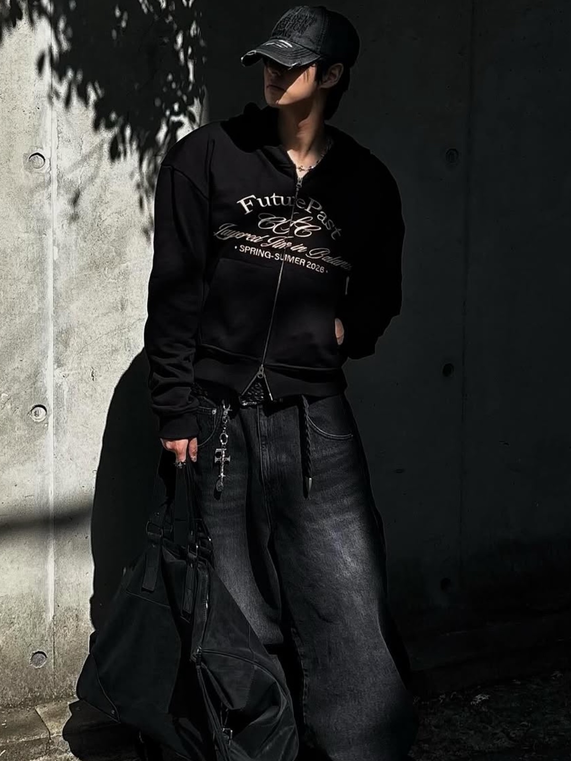 CSC Classic Hoodie Zip-Up, Civision by CSC Japanese Paneled Denim Pants 착용 스타일 - 3