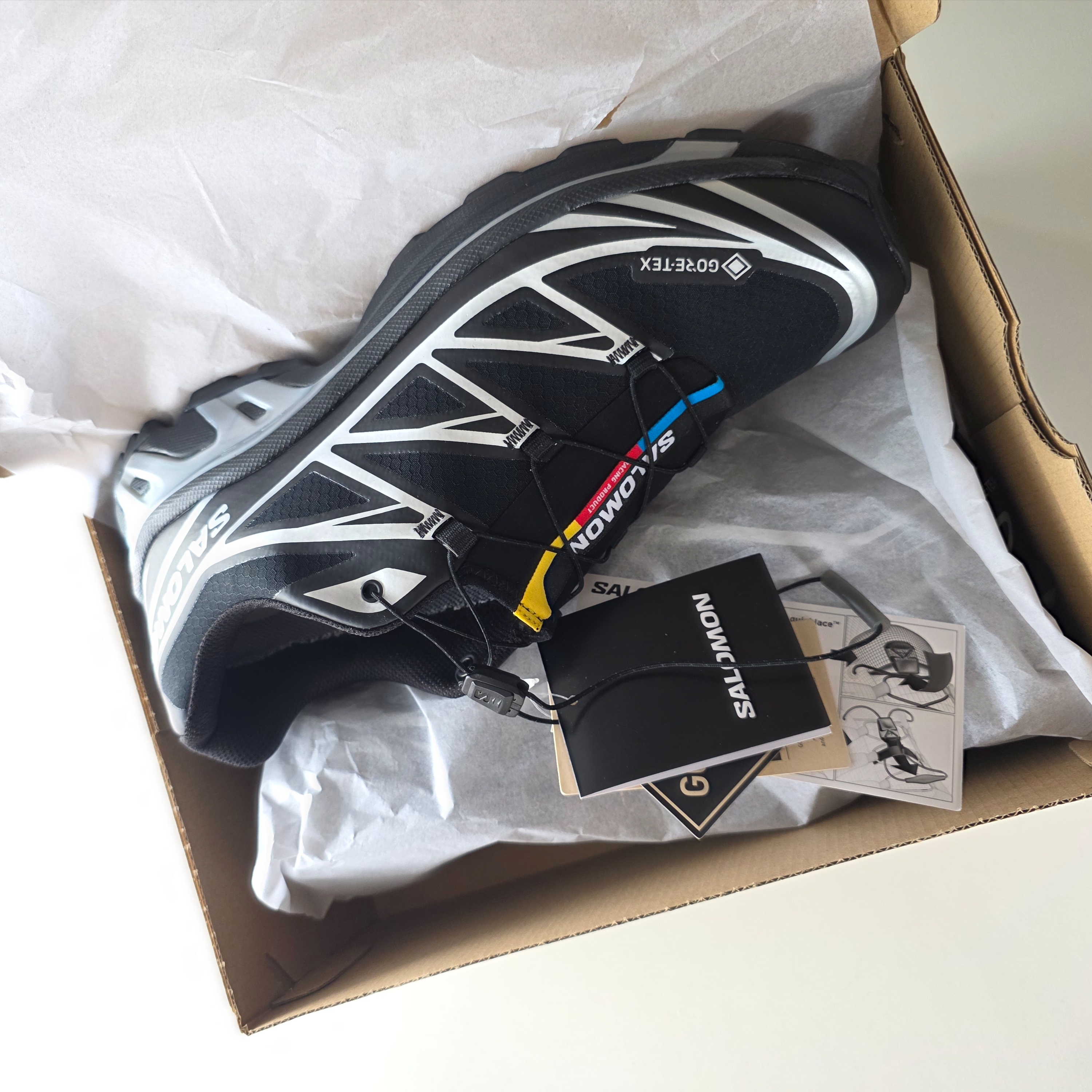 Salomon XT-6 GTX Black Silver 착용 스타일 - 2
