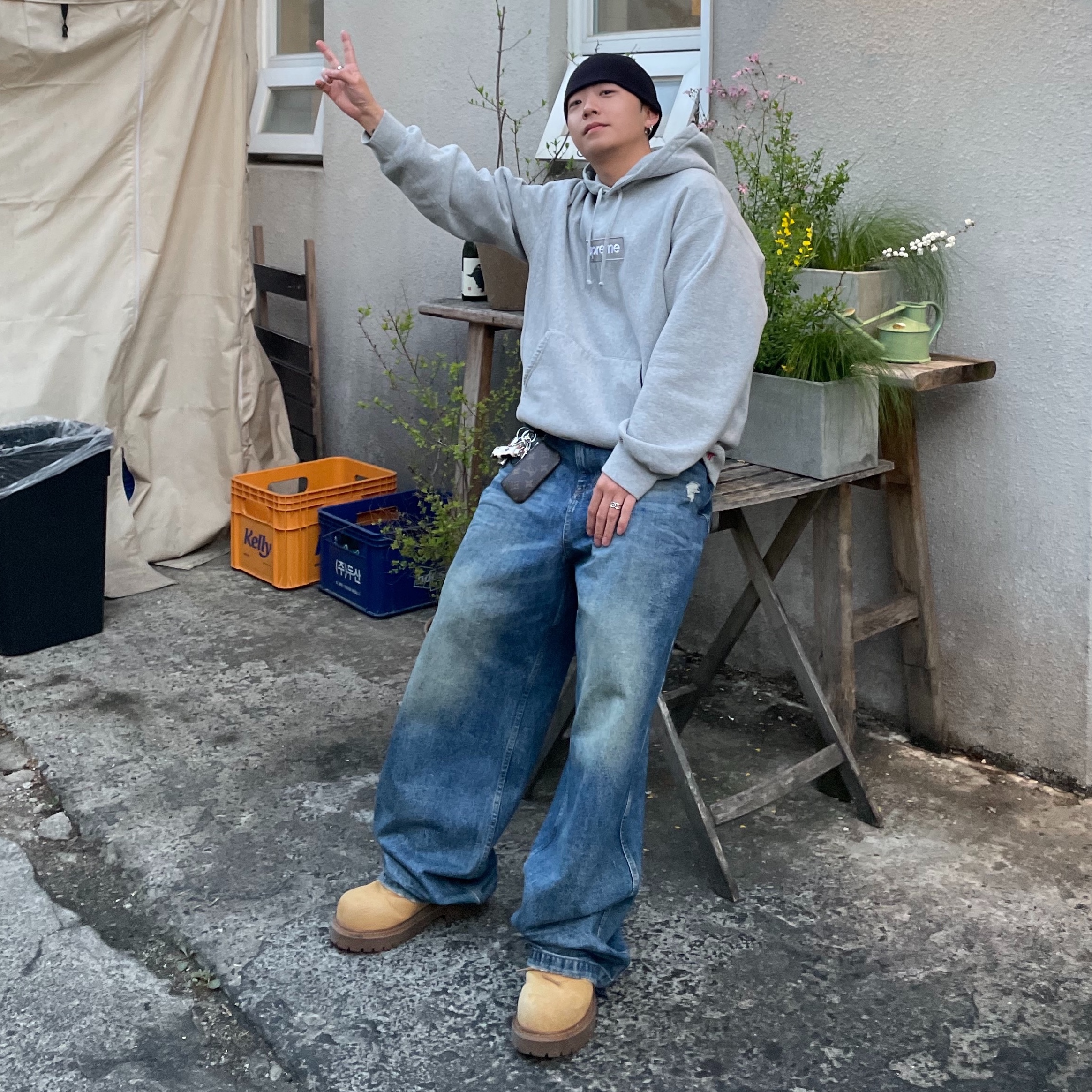 Nonnod Double pocket Japanese Denim Mid Blue, Supreme Box Logo Hooded Sweatshirt Heather Grey - 24FW 착용 스타일 - 1