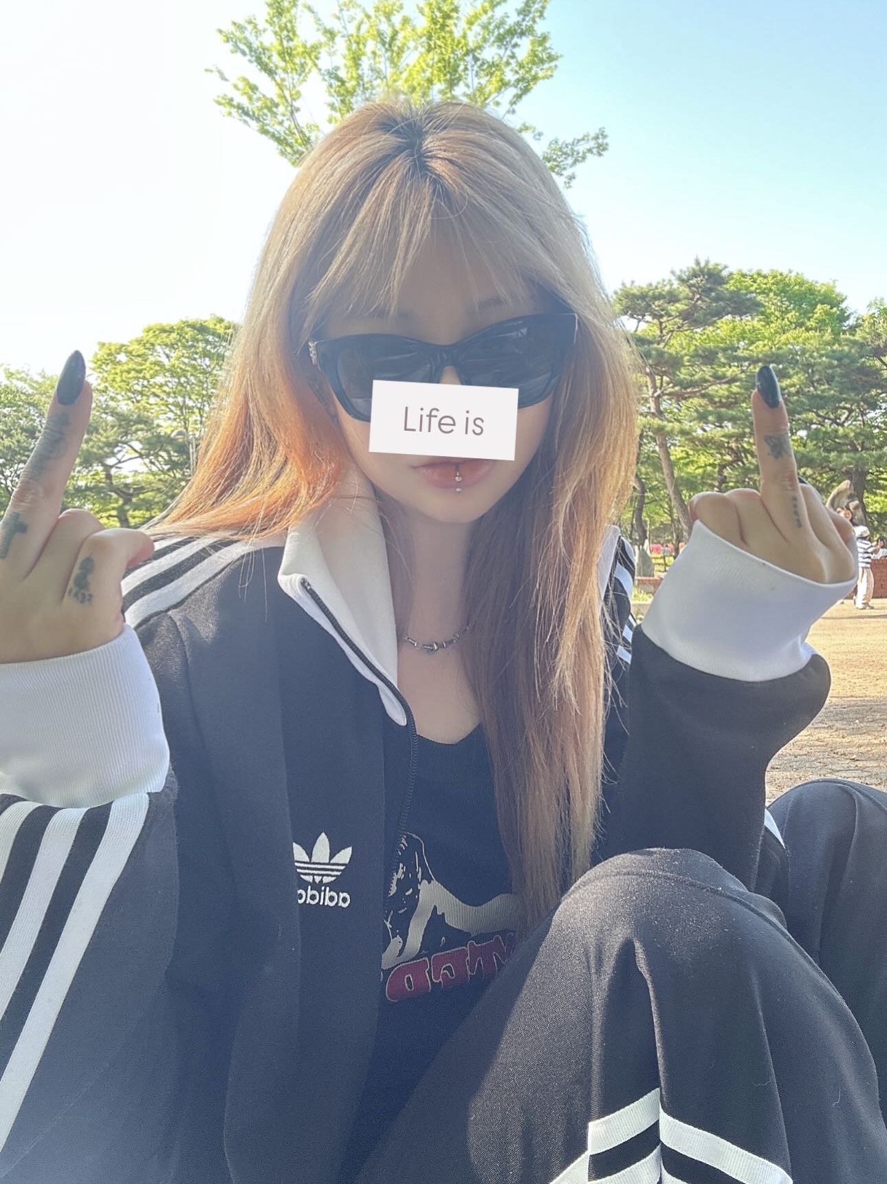 Chanel Square Sunglasses Acetate & Black Frame Grey Lenses Asian Fit, (W) Adidas Originals Firebird Loose Track Pants Black - US Sizing 착용 스타일