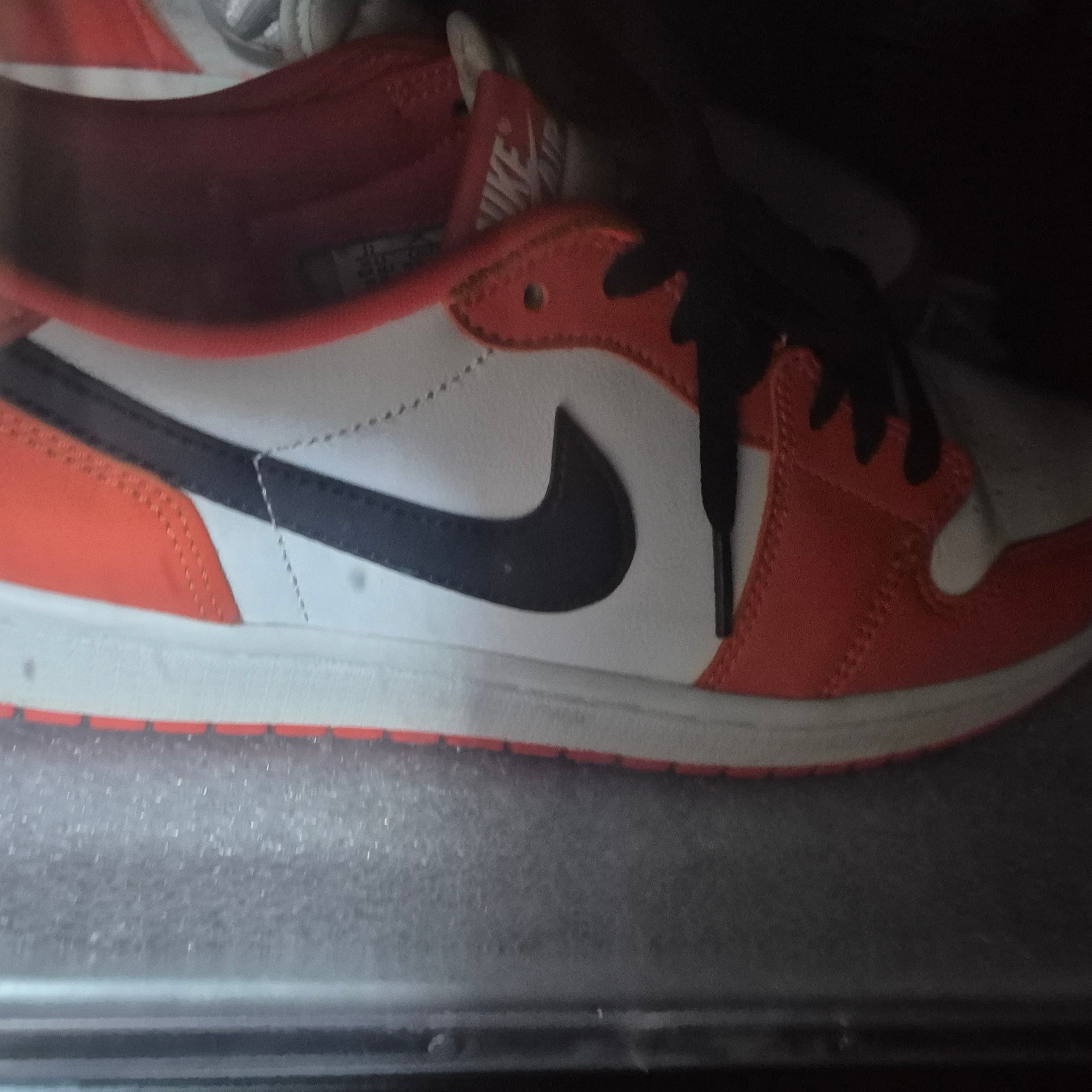 Jordan 1 Low OG Starfish 착용 스타일