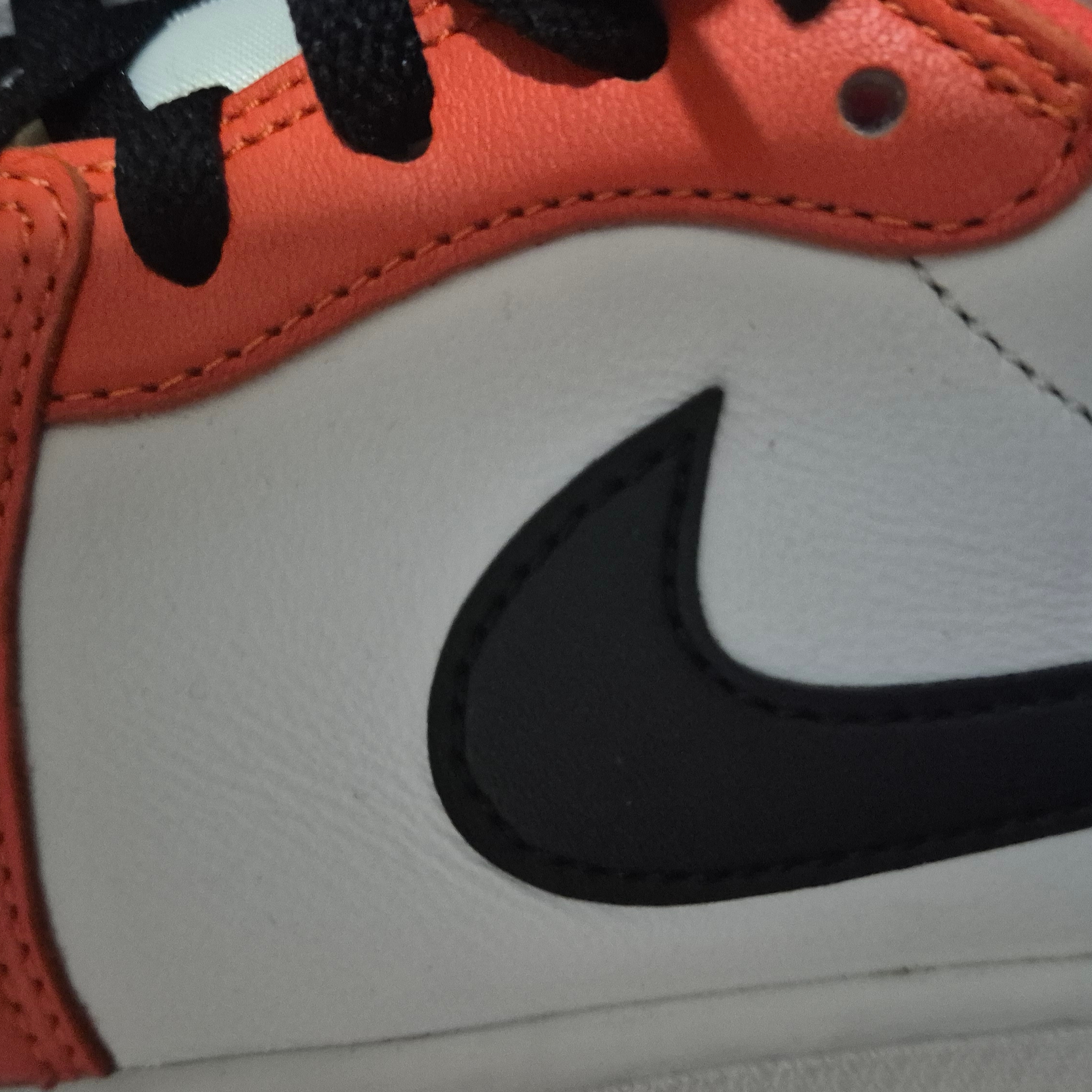 Jordan 1 Low OG Starfish 착용 스타일