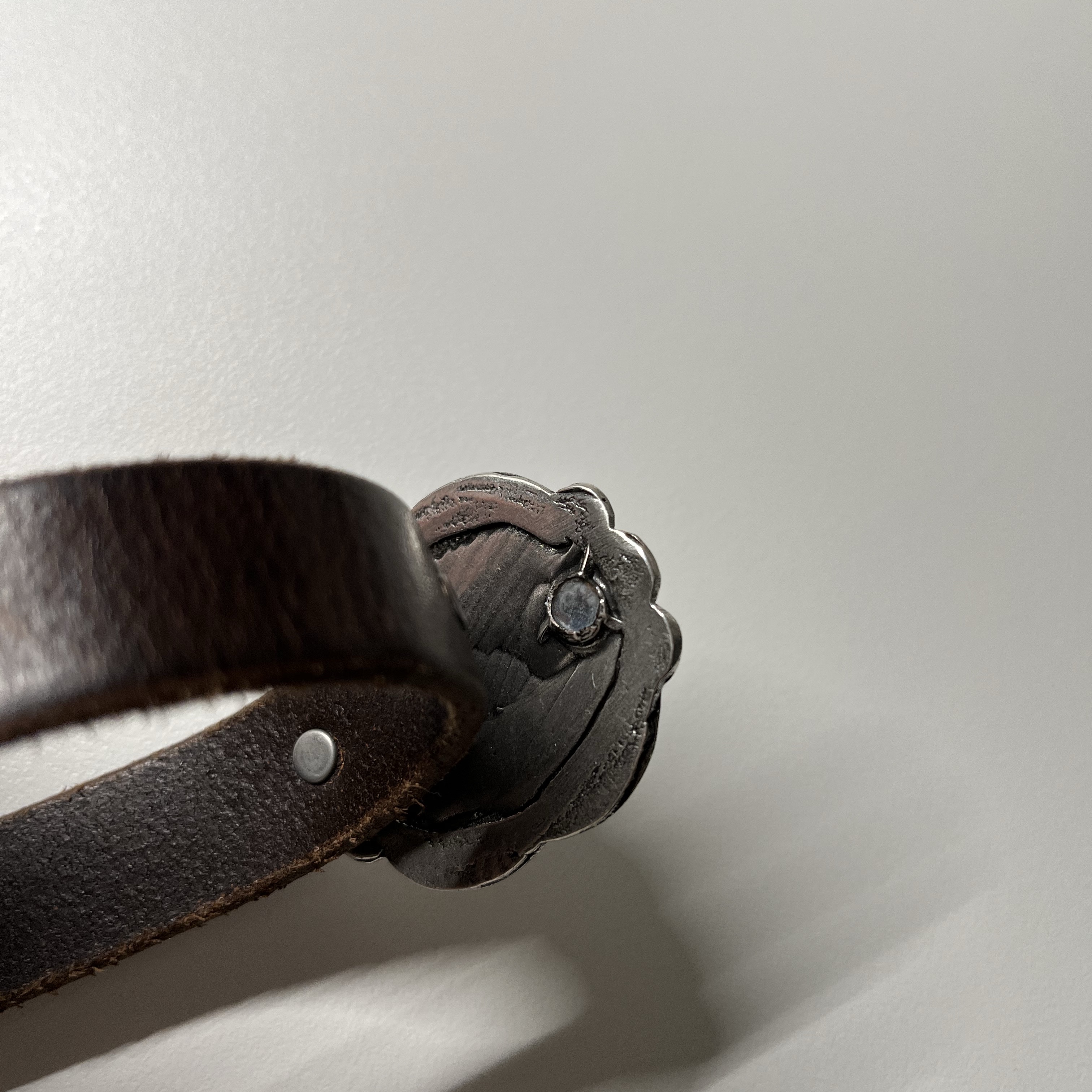 Rust Mood 55U 0003 Blt 0014 T.Moro - 26SS 착용 스타일 - 2